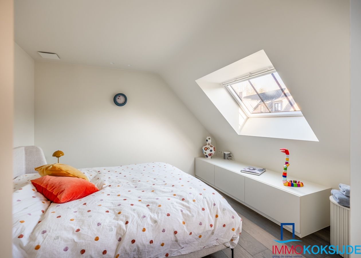 Luxueus gerenoveerde villa met 5 slaapkamers, residentieel gelegen op toplocatie in Sint-Idesbald. foto 31