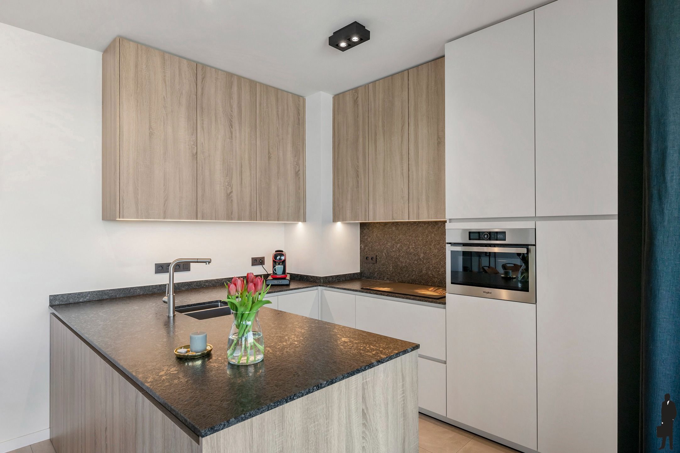 Luxueus, instapklaar appartement in hartje Oud-Turnhout foto 11