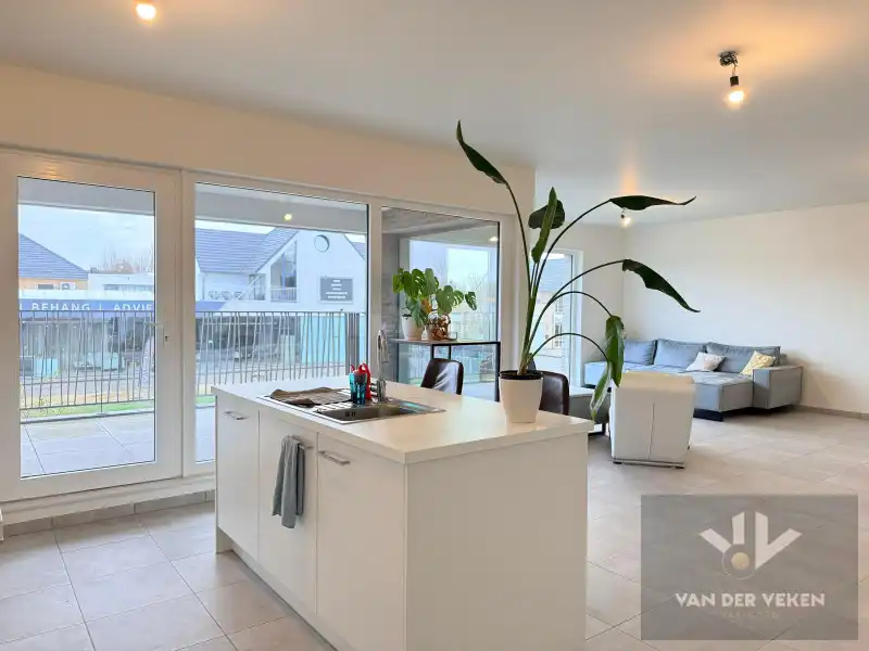 PRACHTIG 2 SLAAPKAMER APPARTEMENT foto 4