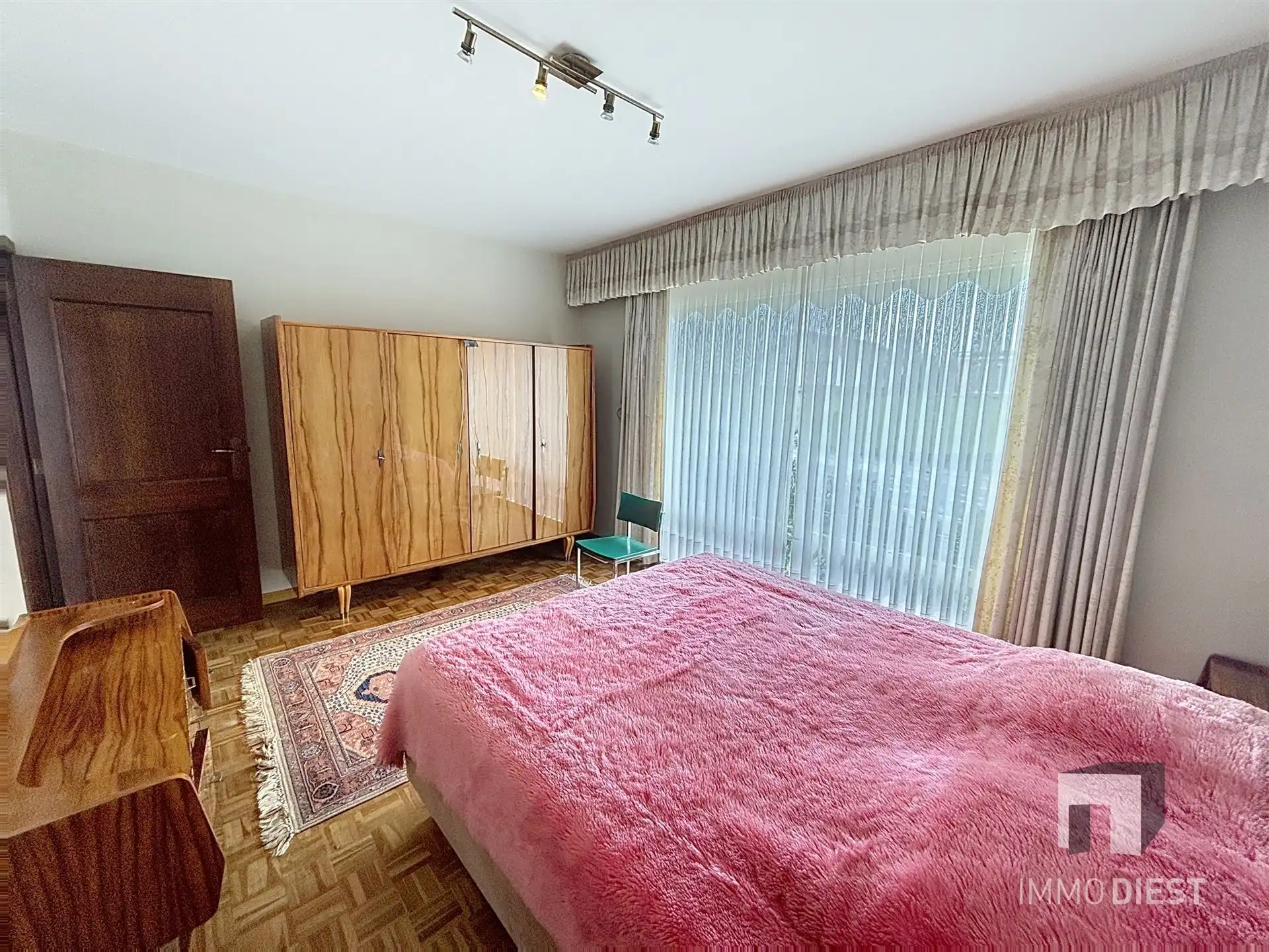 Witte villa met 4 slaapkamer boven op Baalberg foto 19