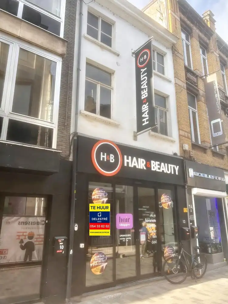 Instapklaar handelspand op absolute A1-toplocatie in de Kattestraat! foto {{pictureIndex}}