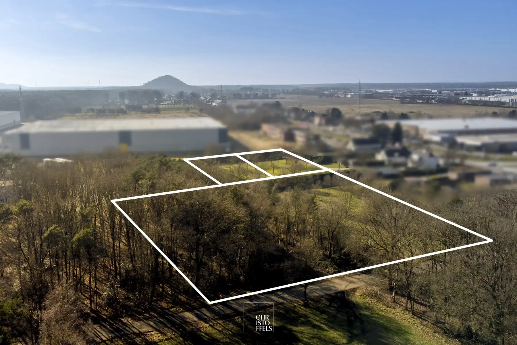 Strategisch gelegen industriegrond van 41a53ca met optie bosgrond (67a)!  foto 2