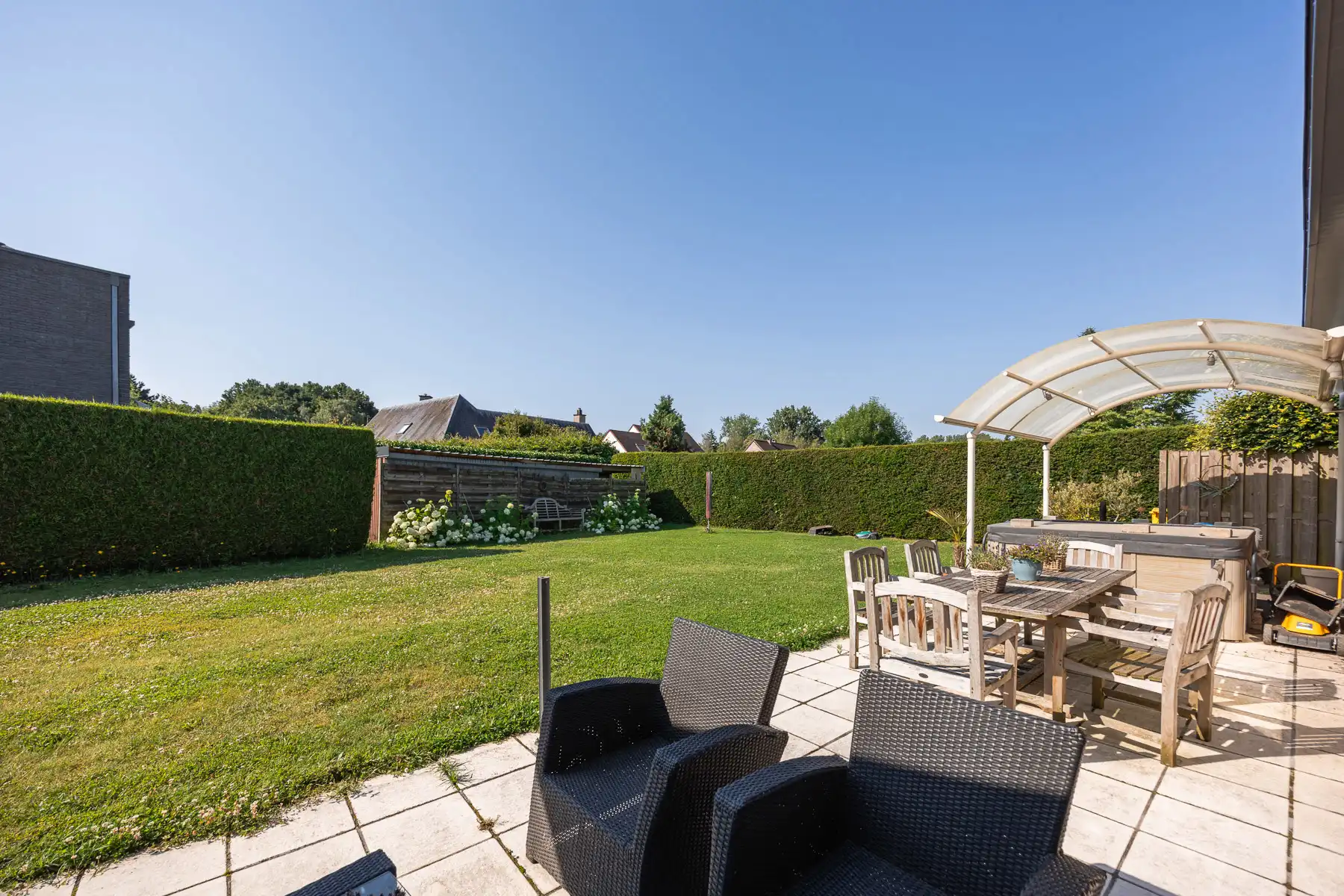 Prachtige, energiezuinige laagbouwvilla met aangename tuin foto 31