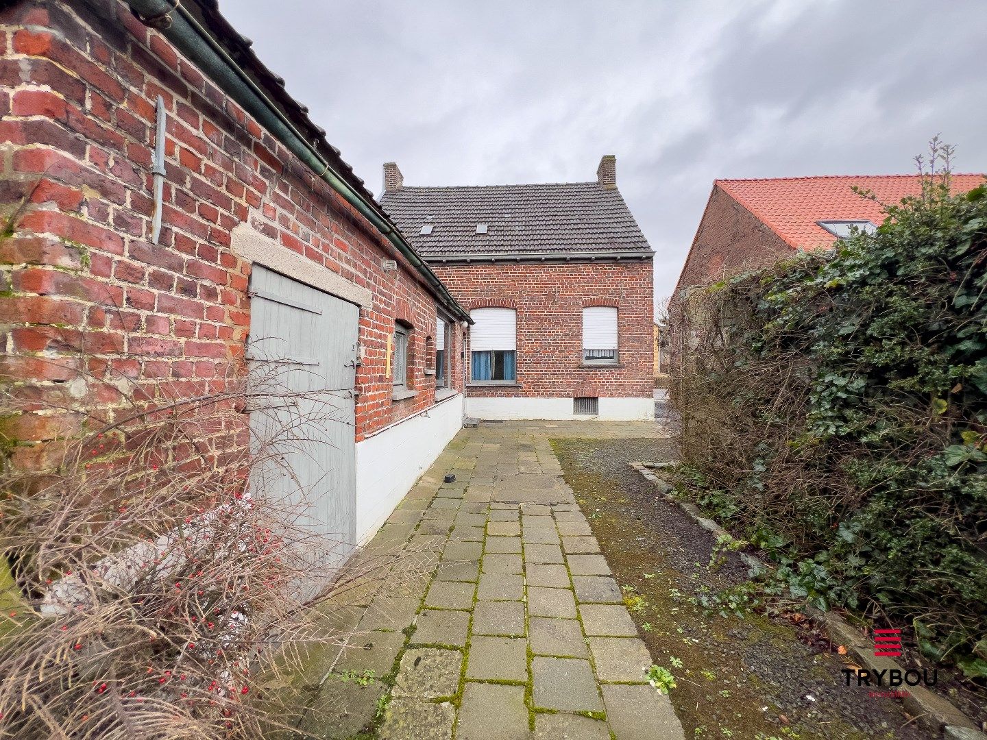 Te renoveren woning in centrum van Houthulst op perceel van 1042m² foto 21