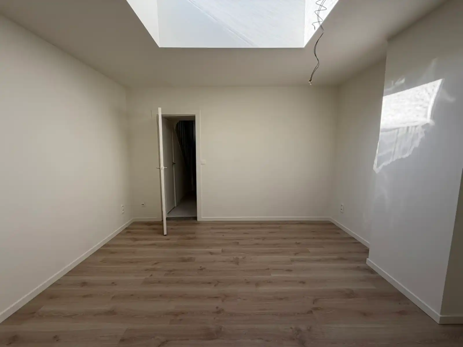Een frisse start in een huis met karakter, tuin én garage! foto 8