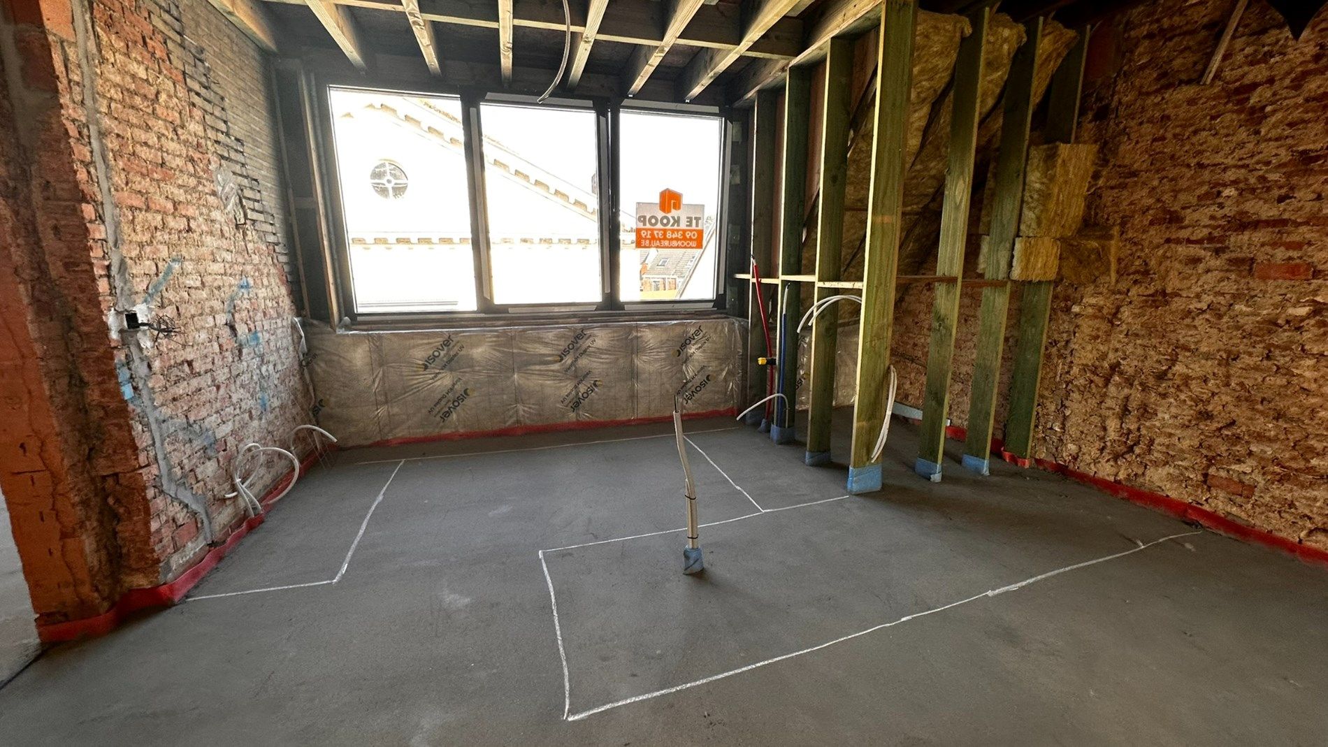 Karaktervolle "BEN" luxe duplex-appartement gelegen in het hart van Lokeren   foto 18