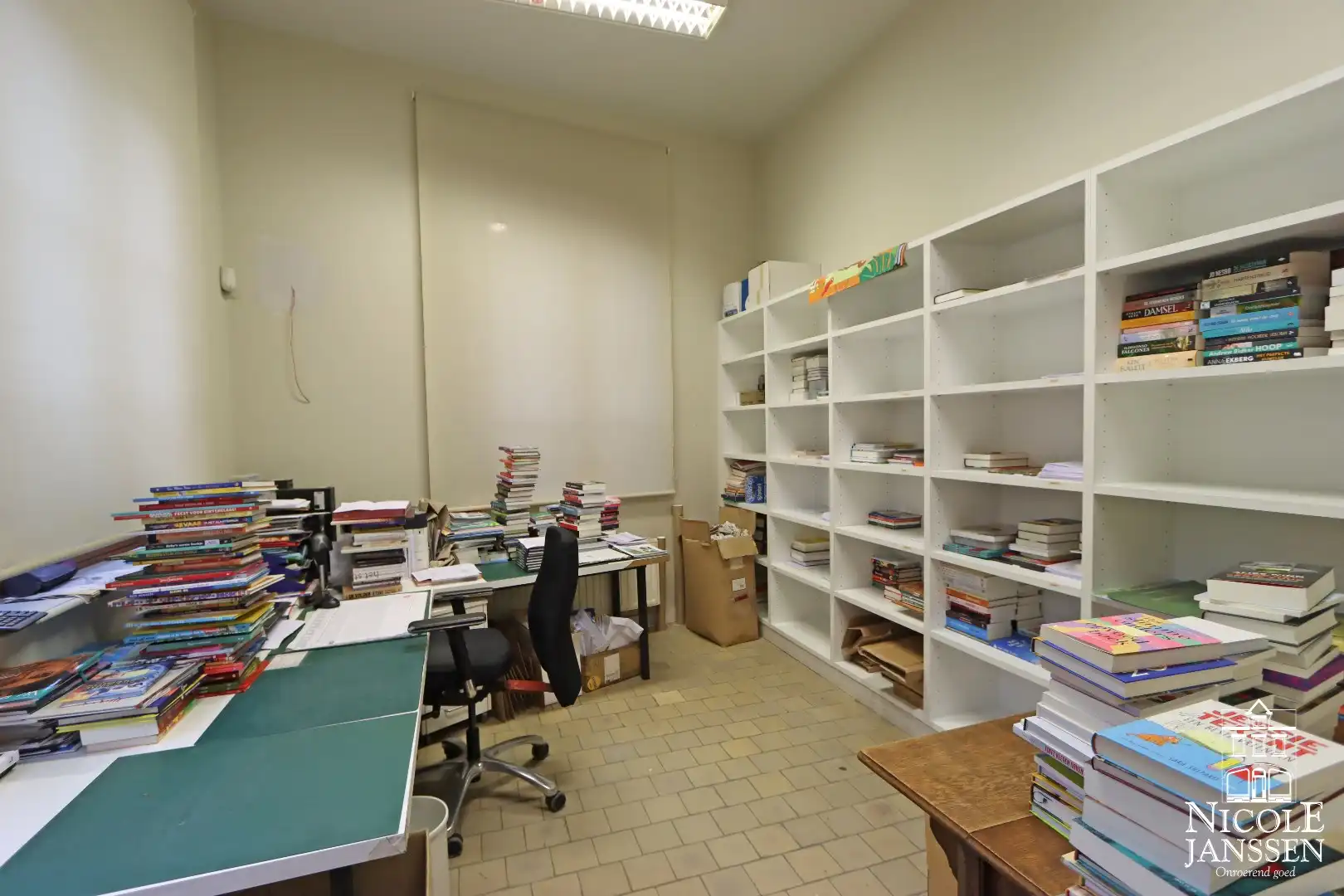 Gelijkvloers handelspand/kantoorruimte foto 14