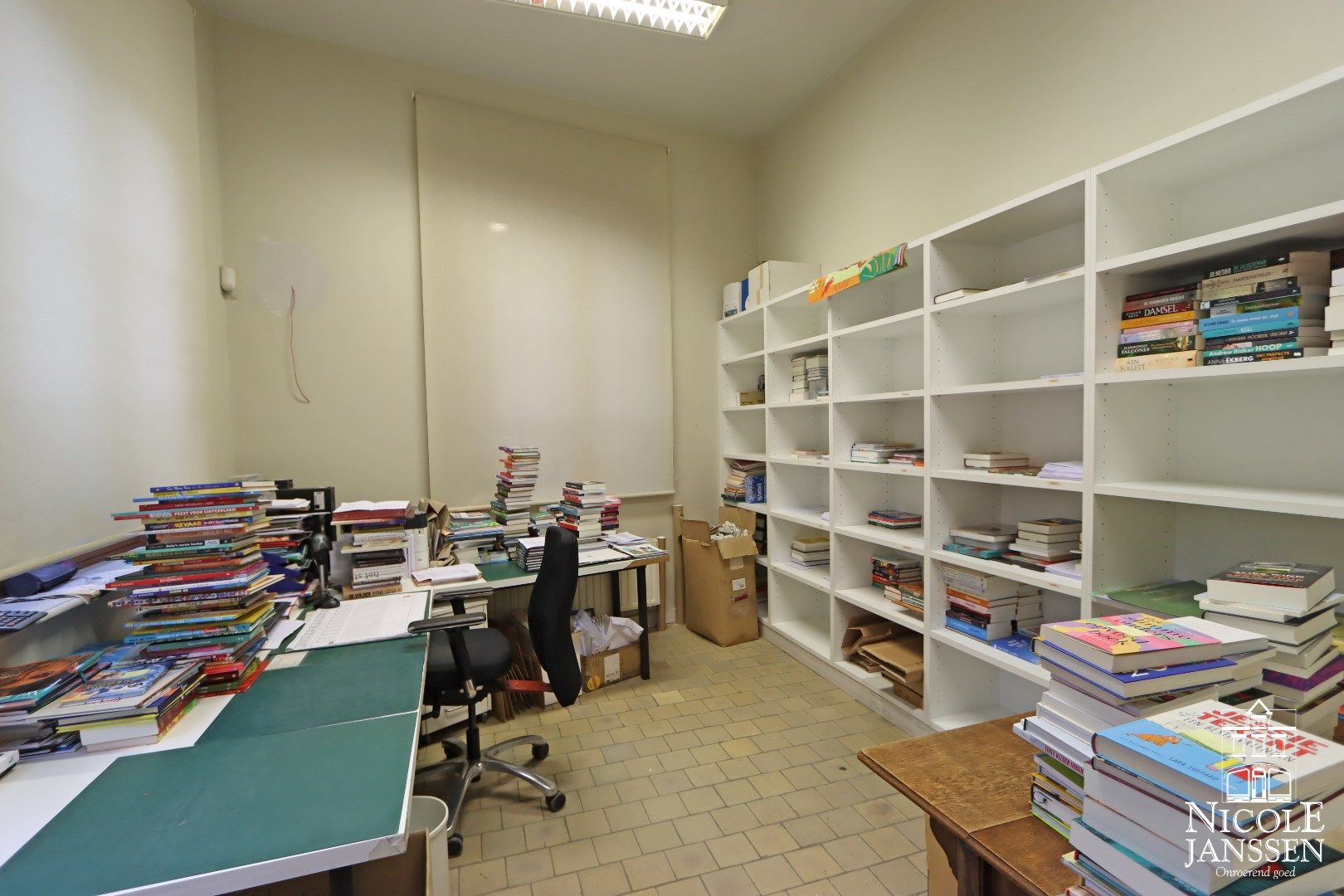 Gelijkvloers handelspand/kantoorruimte foto 14