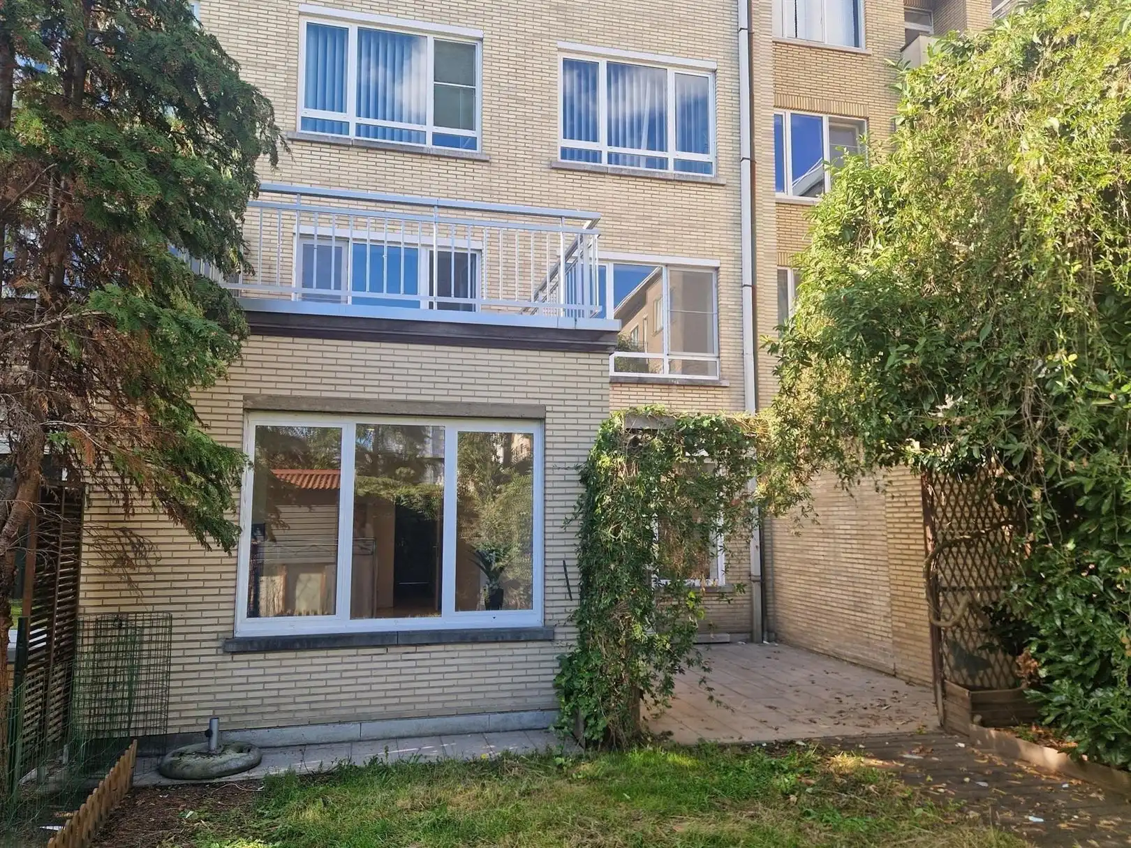 Gerenoveerd appartement gunstig gelegen op Linkeroever.  foto 9