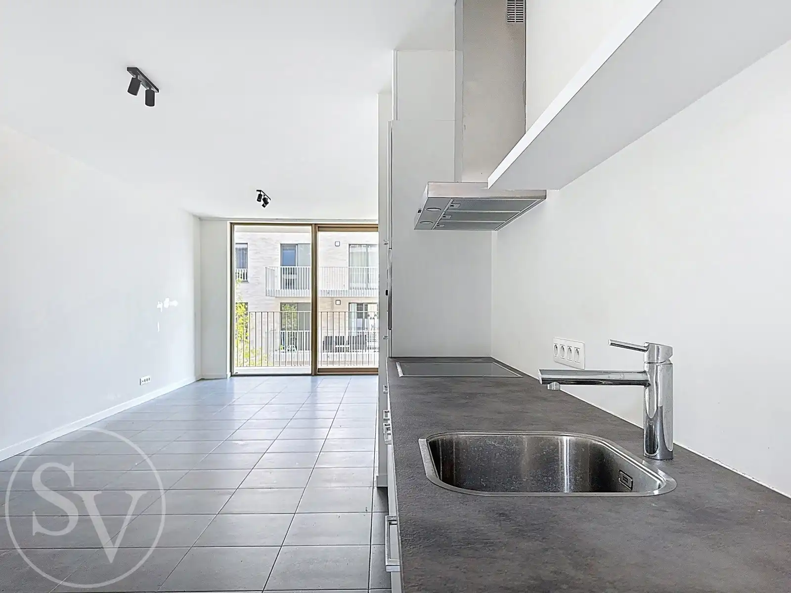 Nieuwbouw appartement, 1 slpk, terras en parking. foto 4