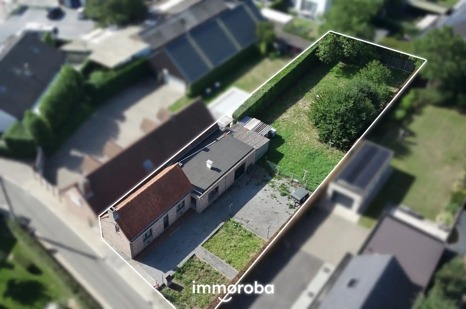 Woning voor totaalrenovatie of afbraak op 854 m² op topligging te Zulte! foto {{pictureIndex}}