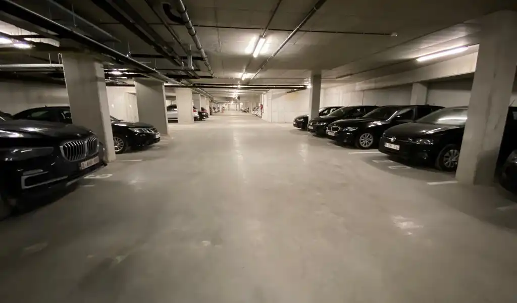 High-end gemeubelde kantoren te koop op The Loop in Gent foto 19