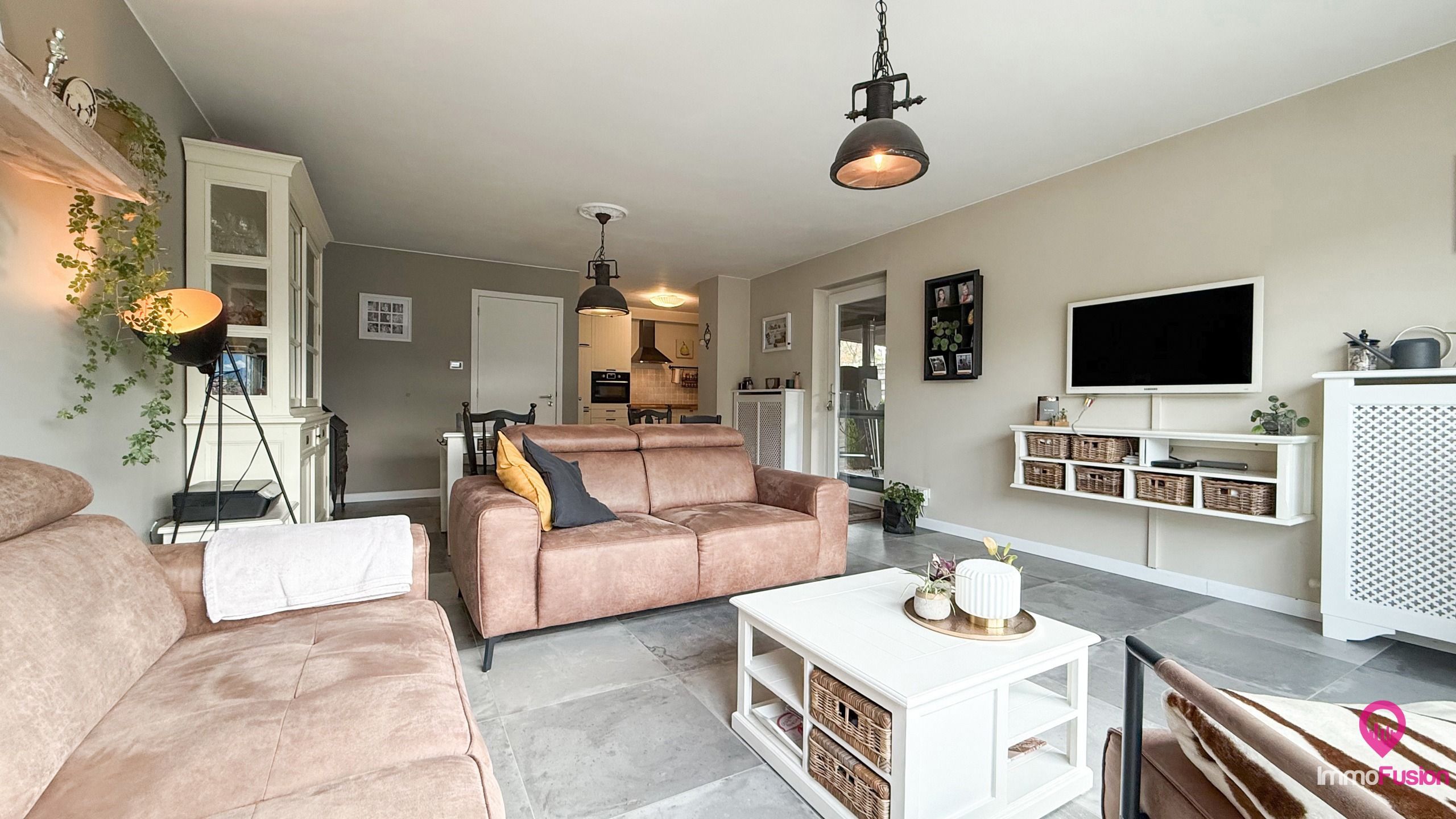 Instapklare gezinswoning met 3 slpks en zonnige tuin! foto 5