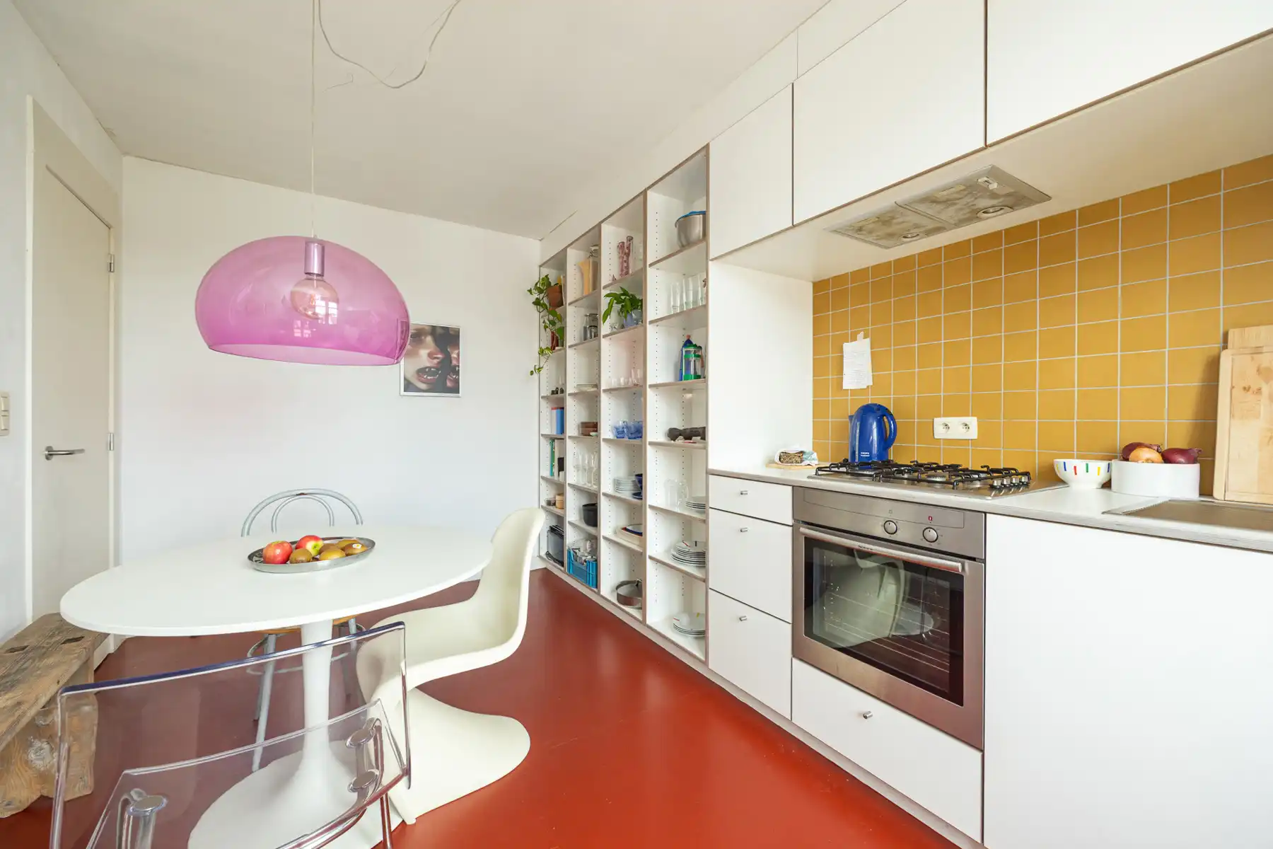 Charmant 2-slaapkamerappartement met balkon in het centrum foto 6