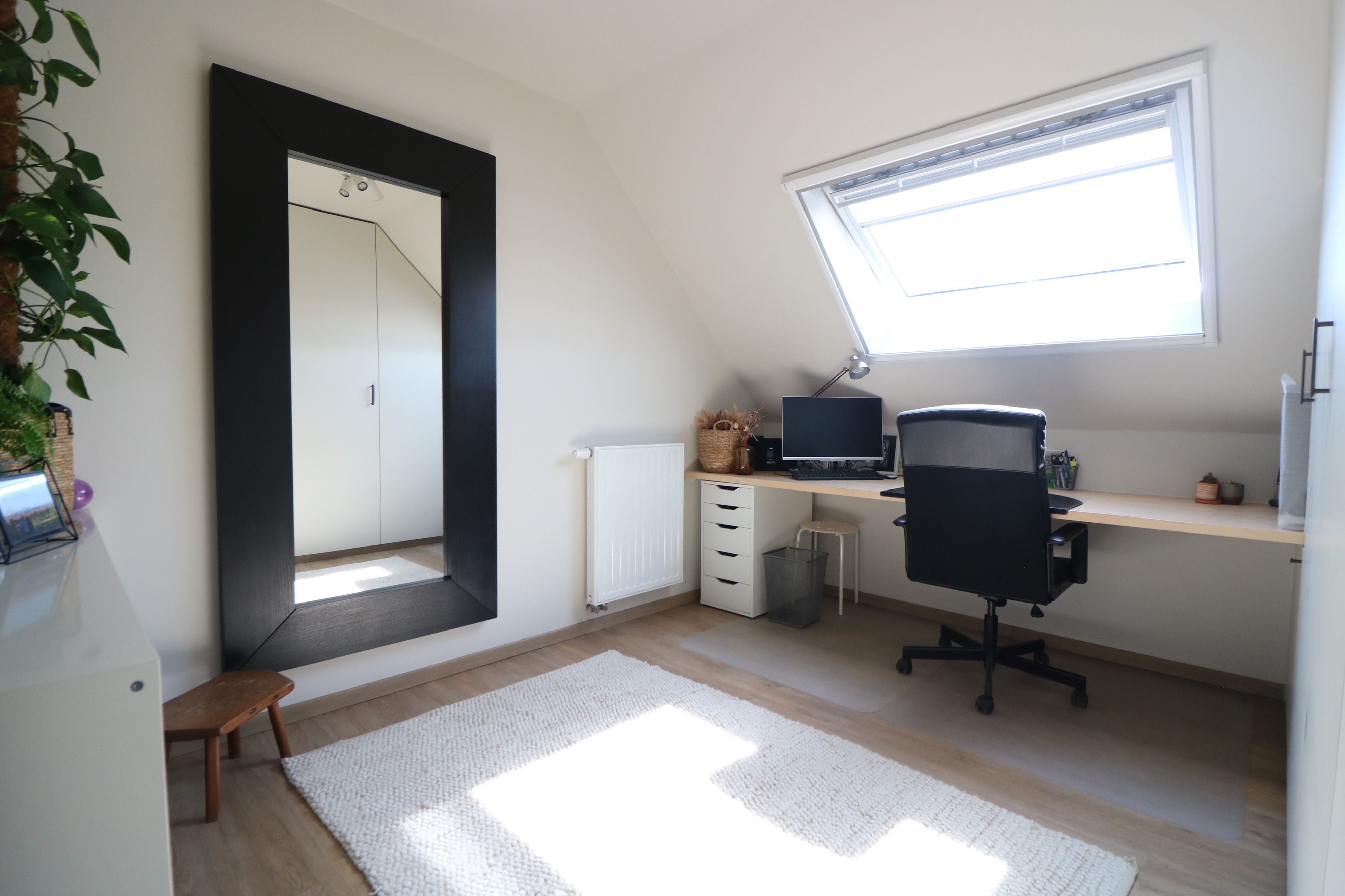 Instapklare, recente woning met 3 slaapkamers, zonnige tuin, garage én autostandplaats. foto 9