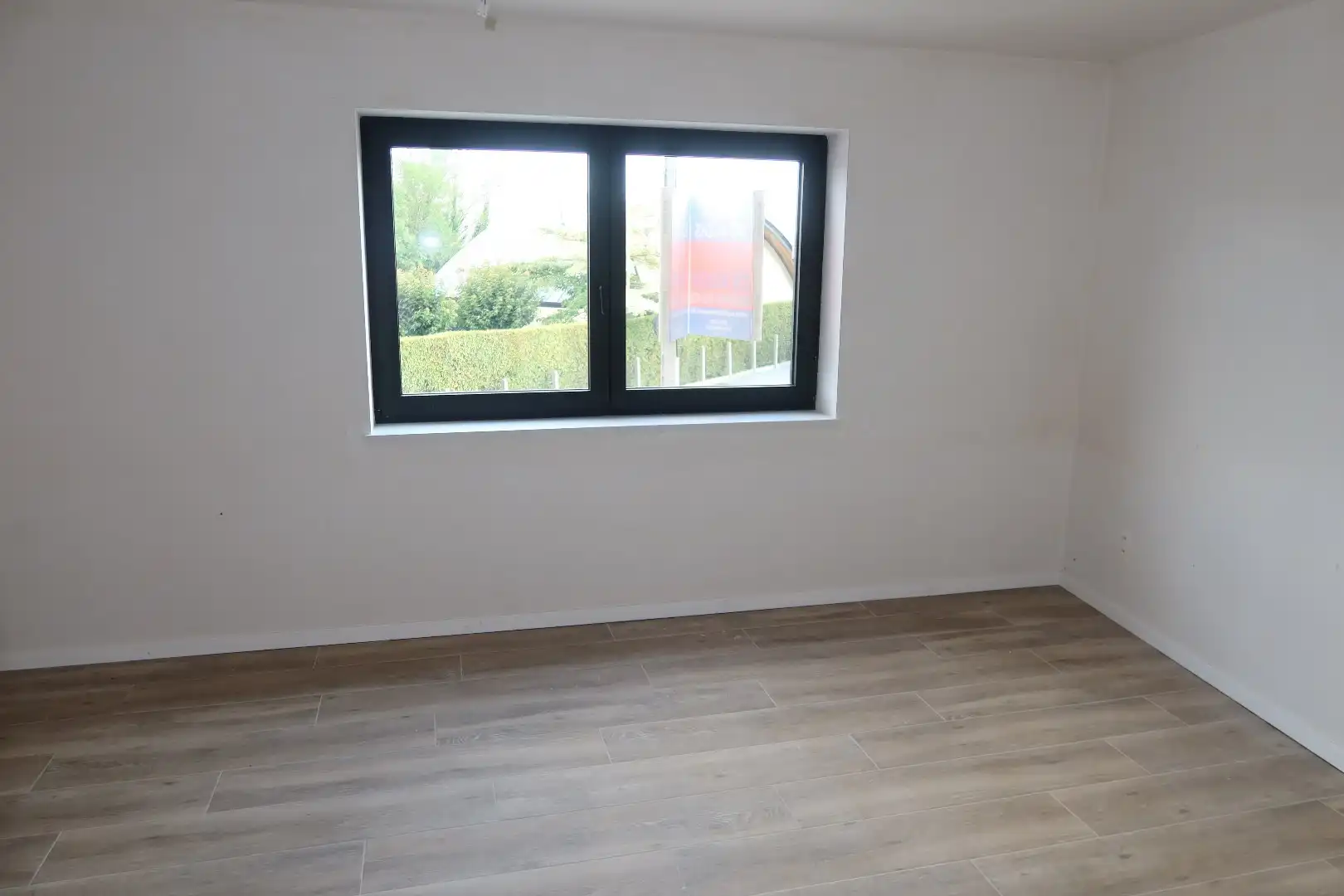 Recente woning met 3 slk, garage, terras tuin en zonnepanelen  foto 11