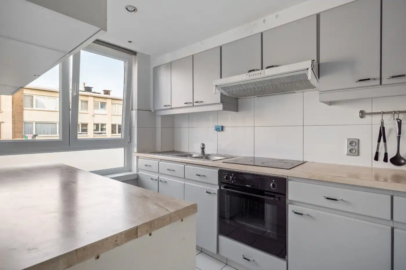 Gezellig app. op 1e verd. met 2 slpk., balkon én garage foto 7