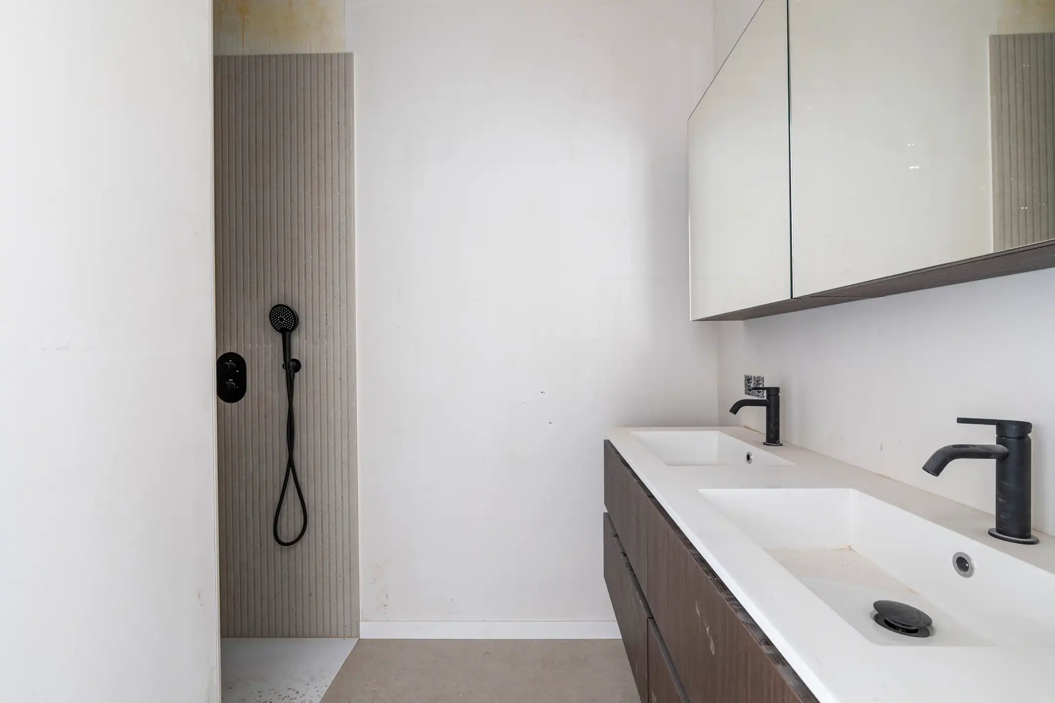 Appartement 85m² met 2 slpks + groot terras 26m² & carport foto 15