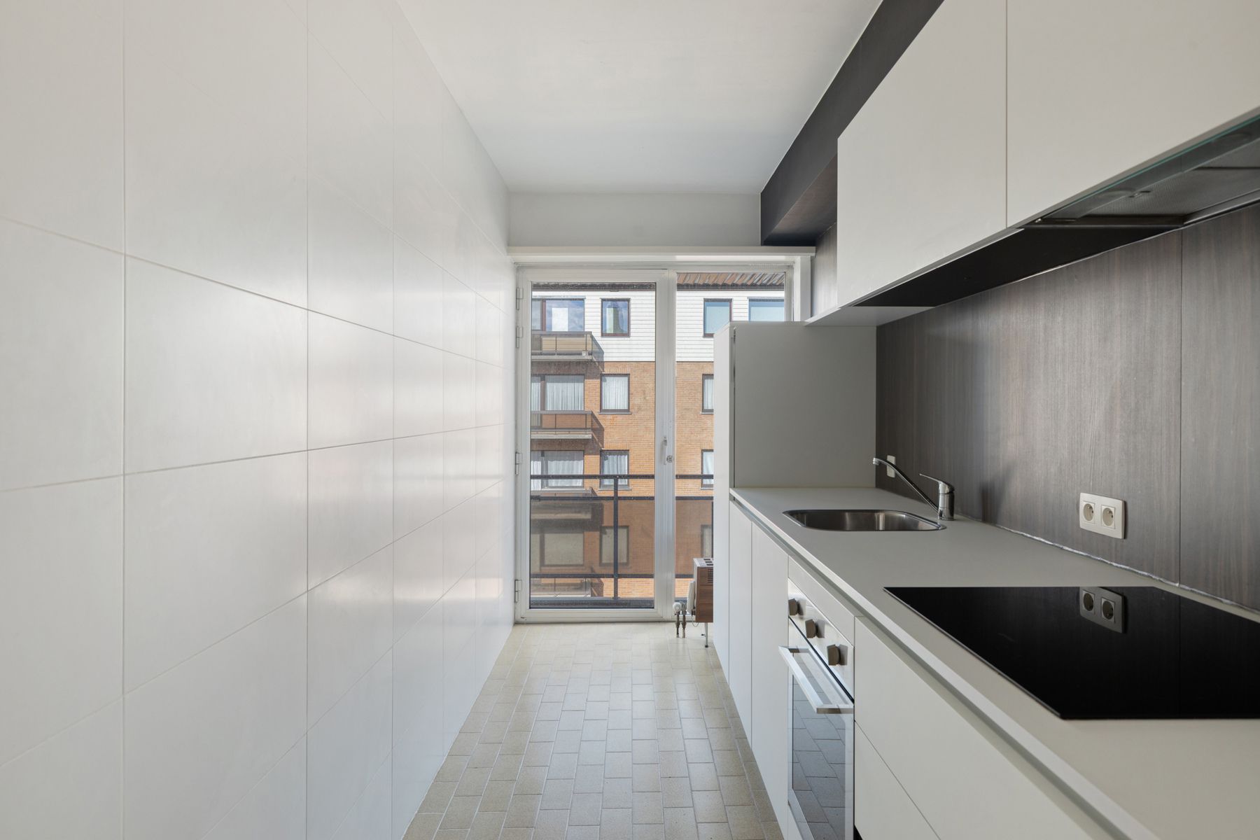 RUSTIG GELEGEN APPARTEMENT + GARAGE TE KOOP IN REGIO ZELLIK foto 5