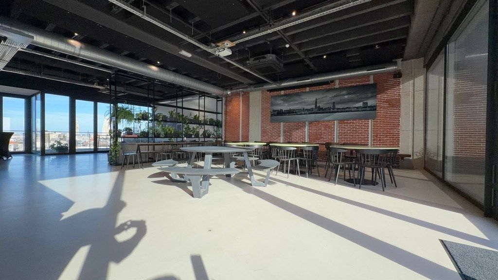 Instapklaar kantoor te huur in Hardy Building te Antwerpen foto 6