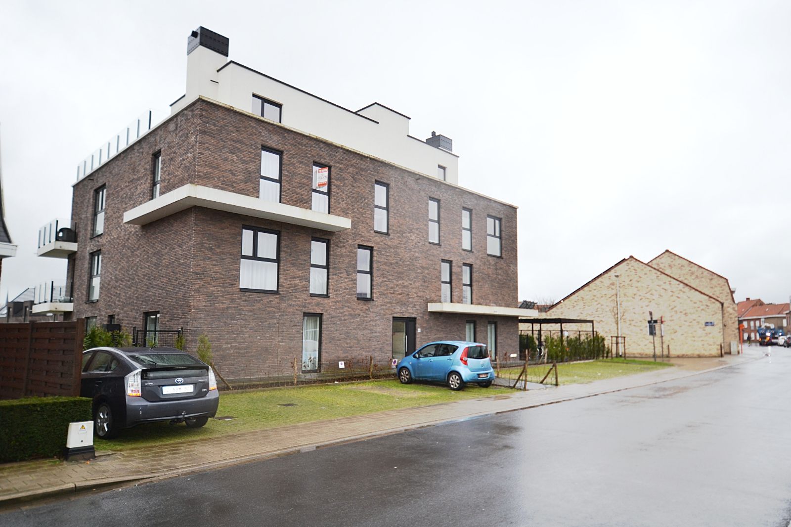 Prachtig afgewerkt appartement foto {{pictureIndex}}