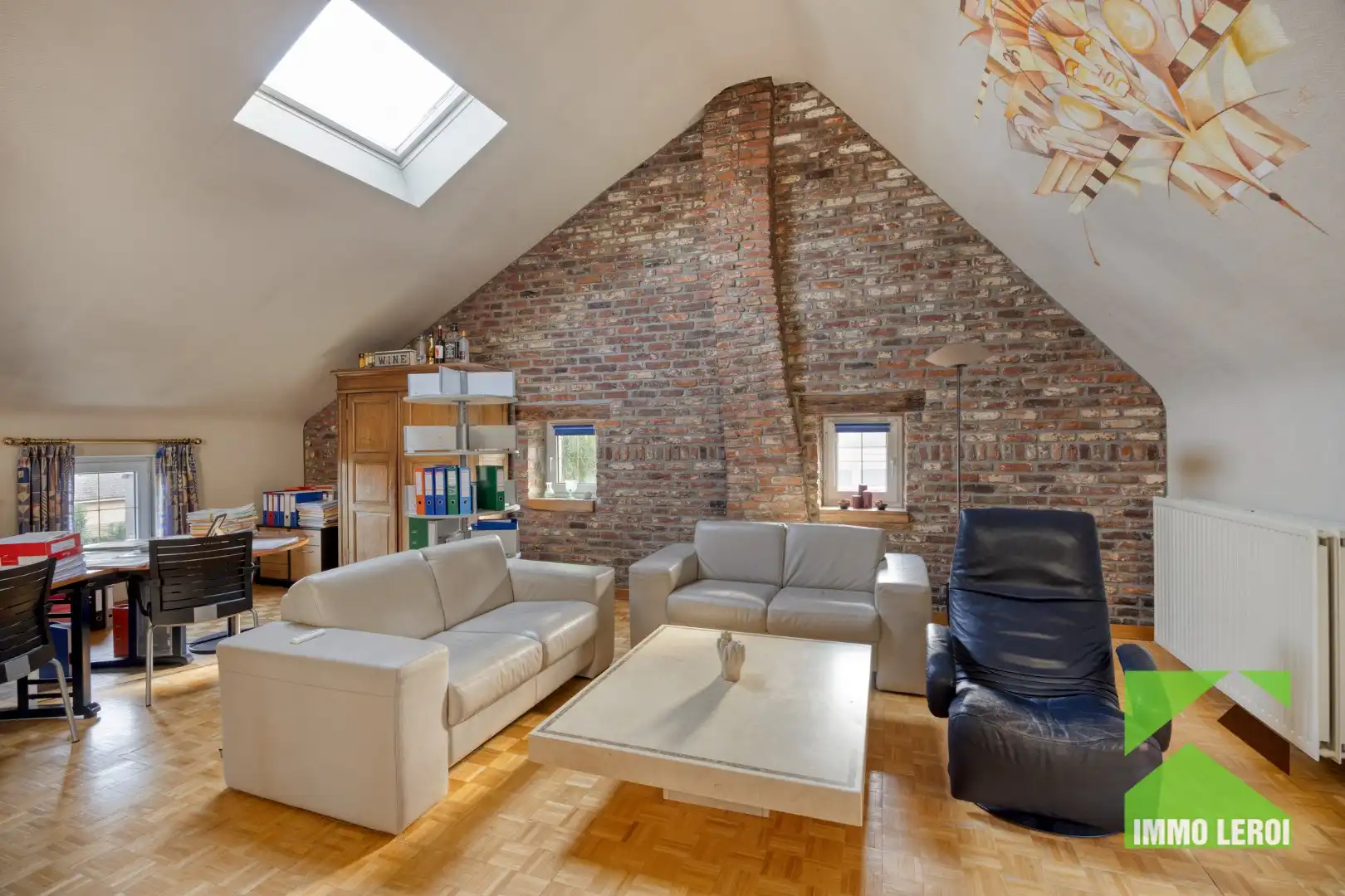 Prachtige hoevewoning met binnenkoer, stalling en tuin in Haspengouwse vierkantshoeve foto 5