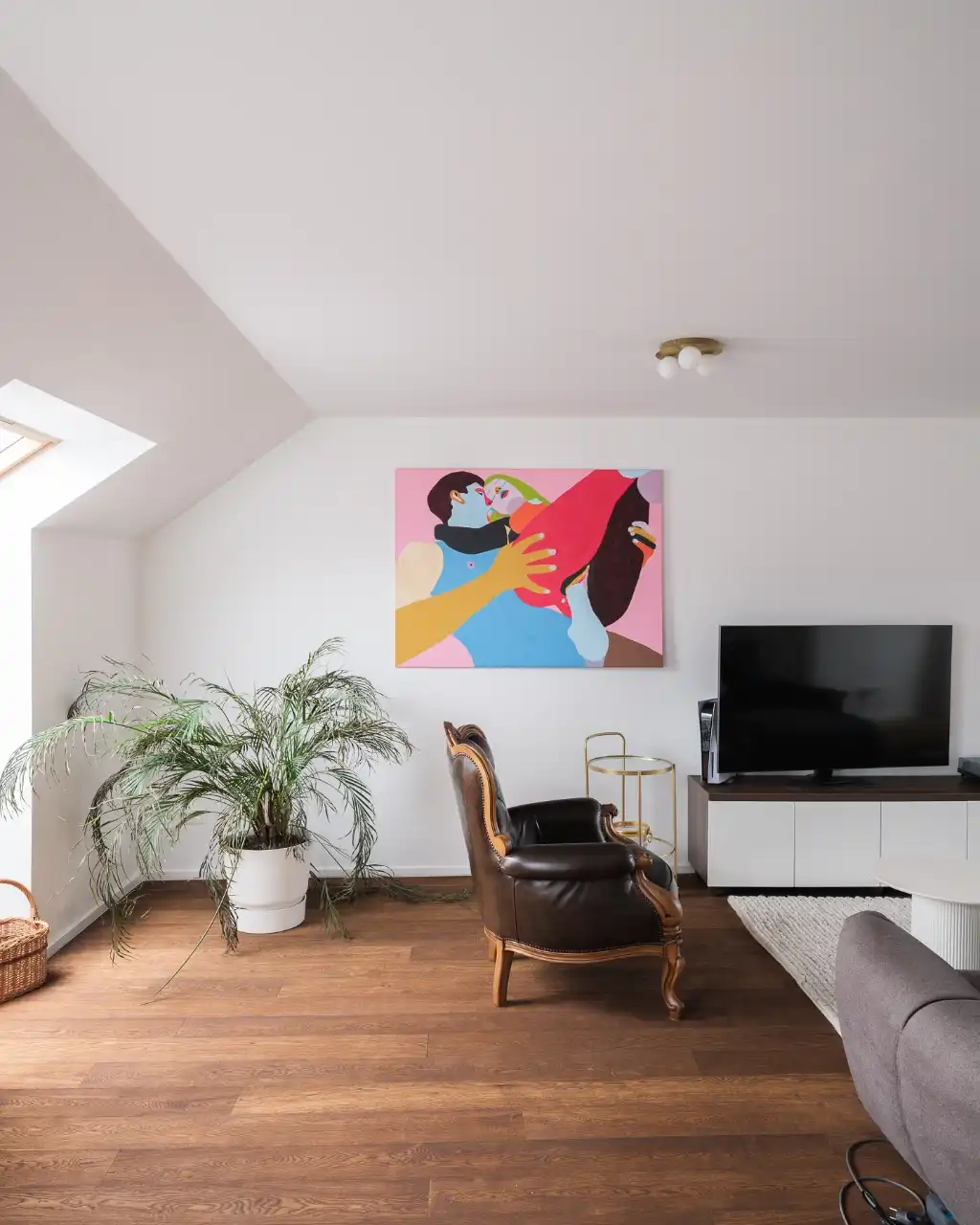 Stijlvol duplex appartement met 2 slaapkamers en terras, centraal gelegen in het bruisende centrum nabij alle belangrijkste straten en pleinen van Gent. foto 5