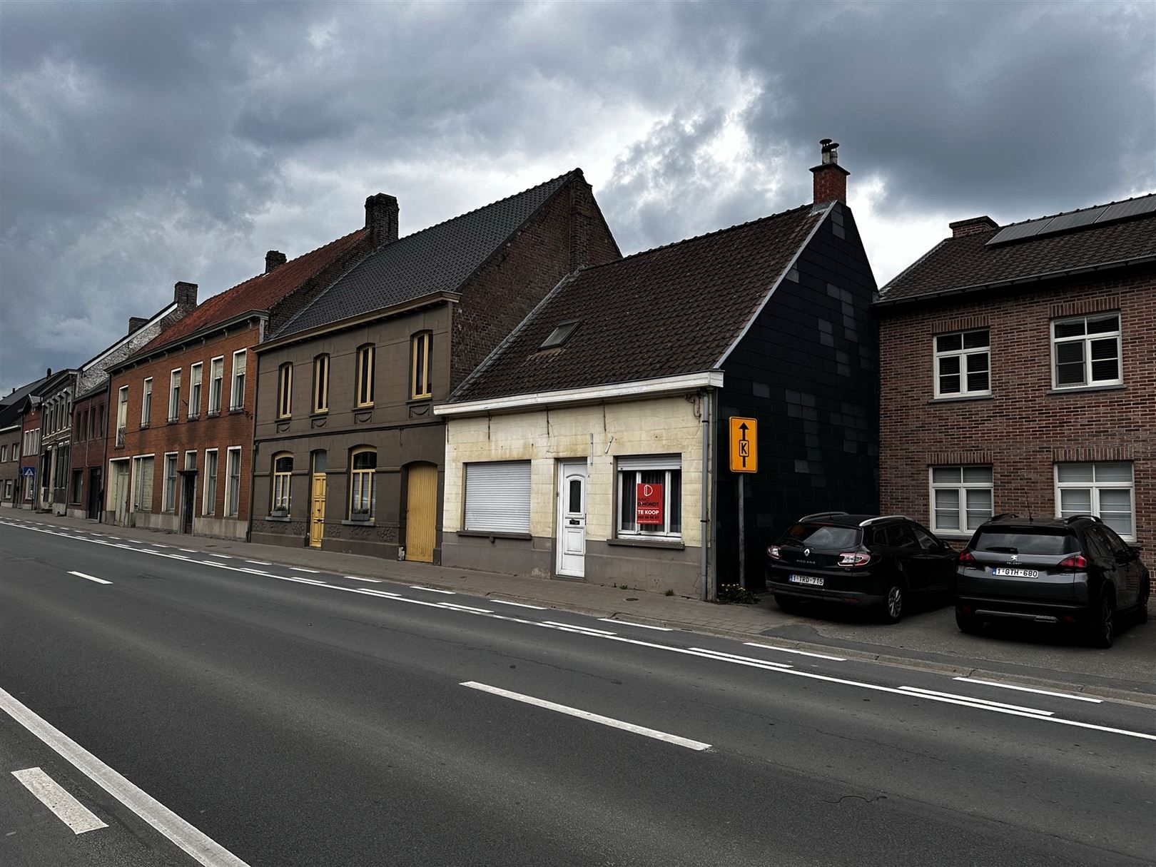 Te renoveren/ te slopen woning te Ename foto 6