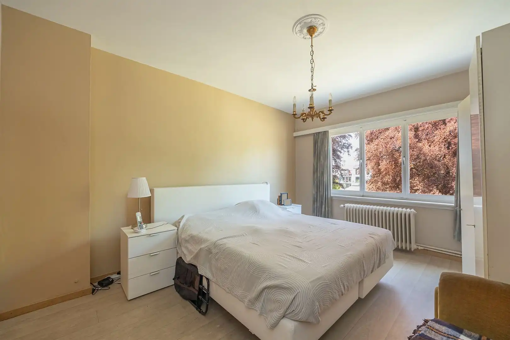 Ruime te renoveren woning met tuin in dorpscentrum foto 15