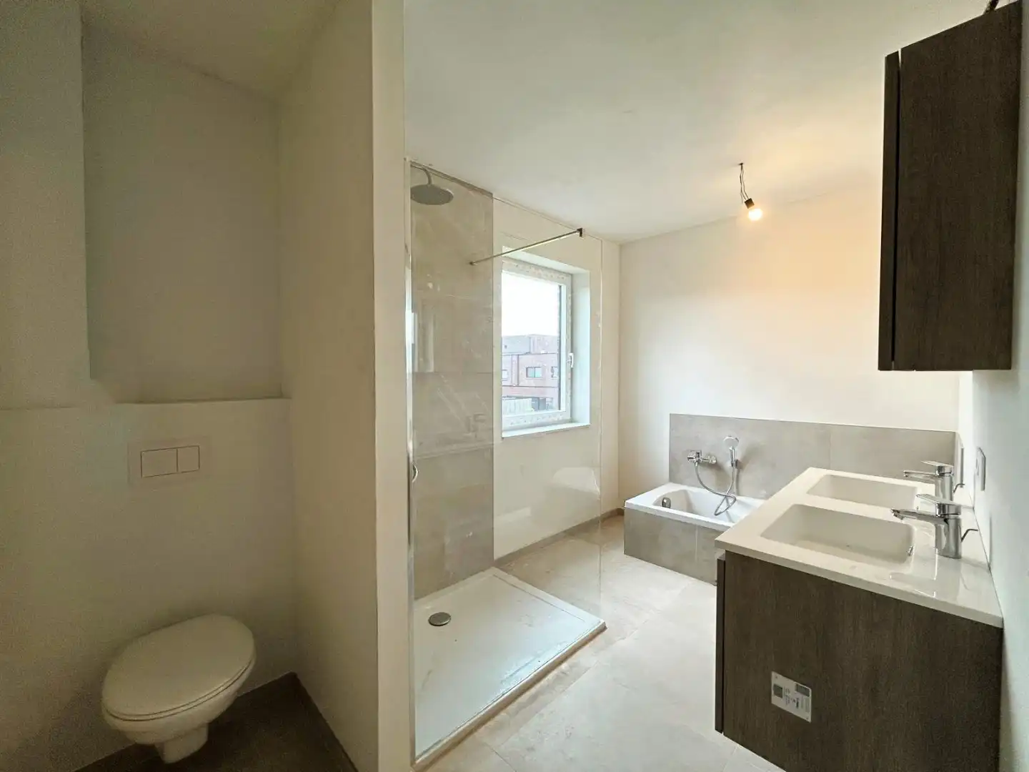 Energiezuinige nieuwbouwwoning te huur te IEPER foto 11