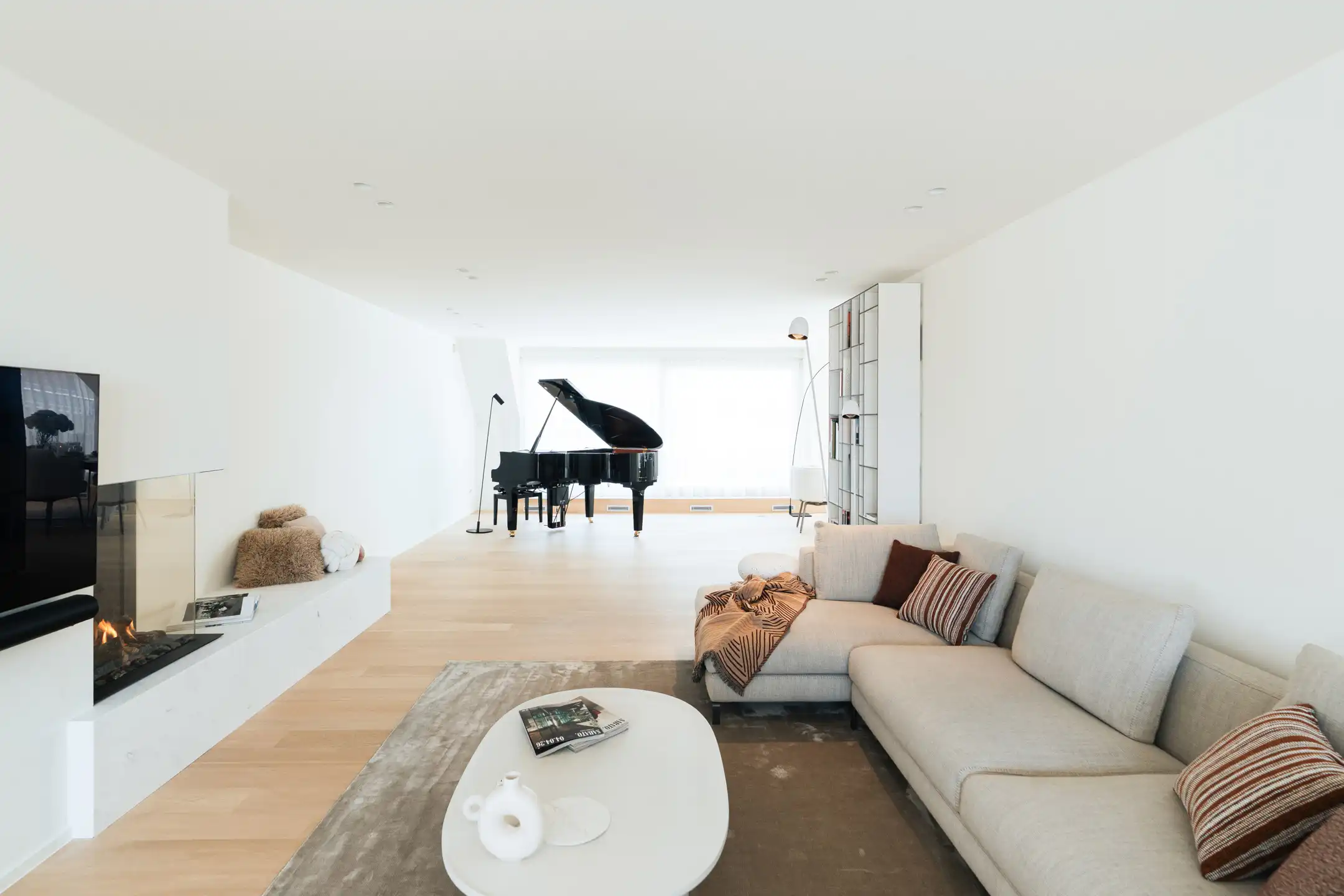 Sublieme zonnige penthouse met ruime terrassen en zijdelings zeezicht foto 7