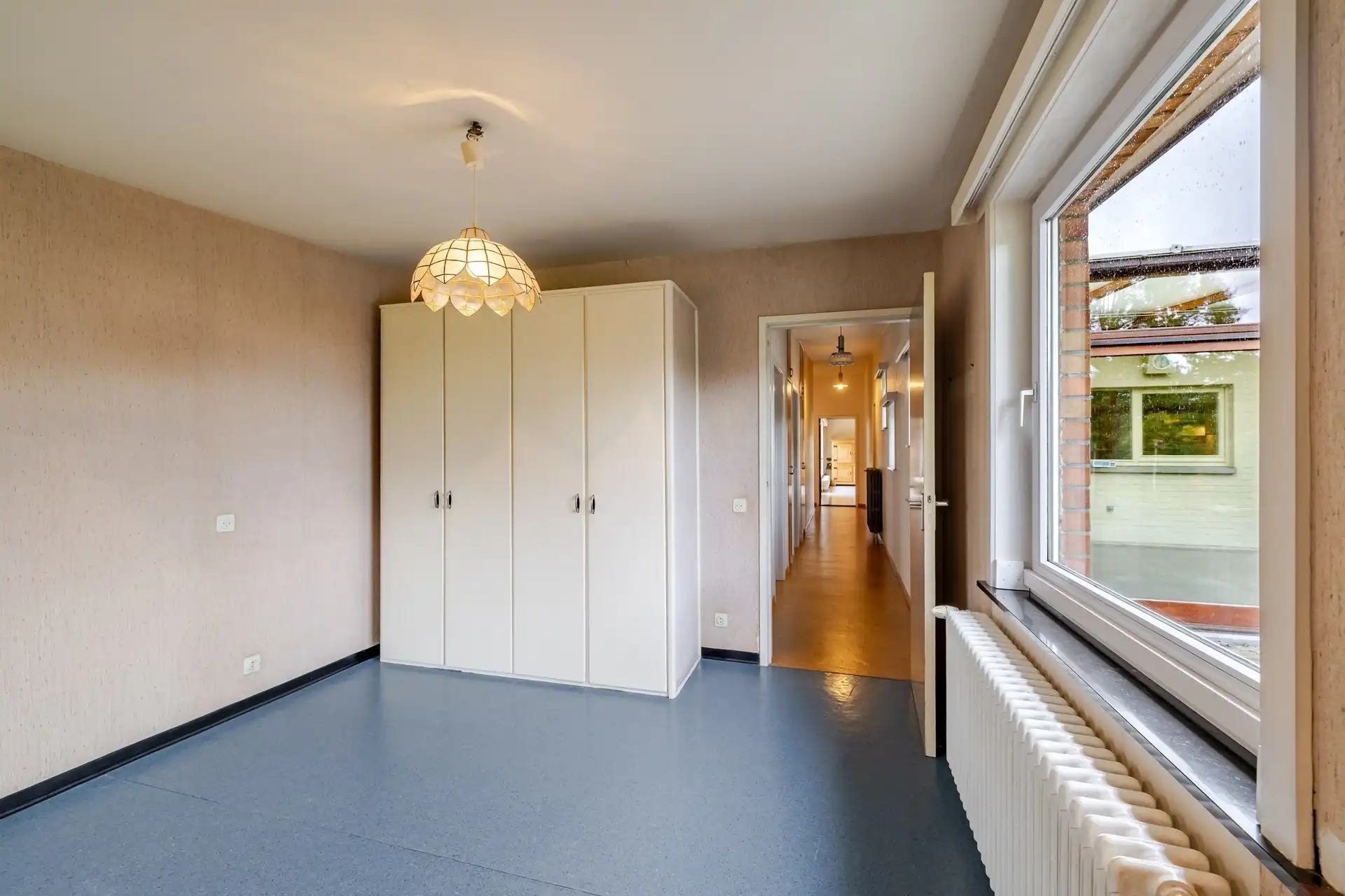 Uitstekend gelegen bungalow op uitzonderlijk perceel foto 19