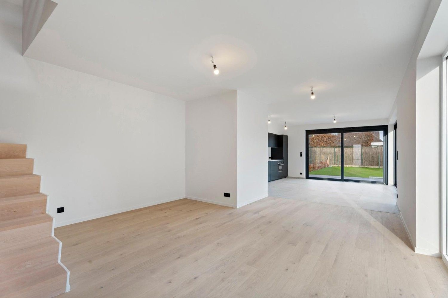 Top afgewerkte, energiezuinige woning met zonnige tuin! foto 2