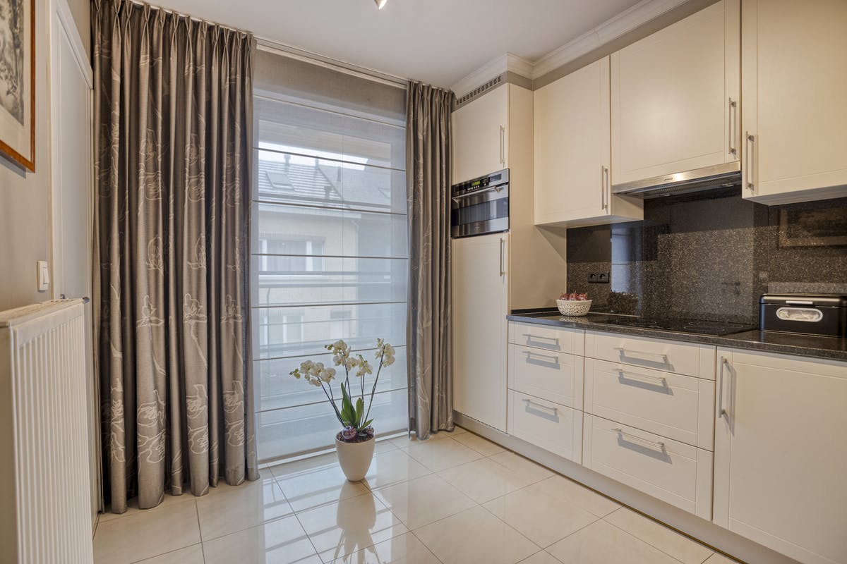 Investeringsappartement met terras en parking in Hasselt foto 5