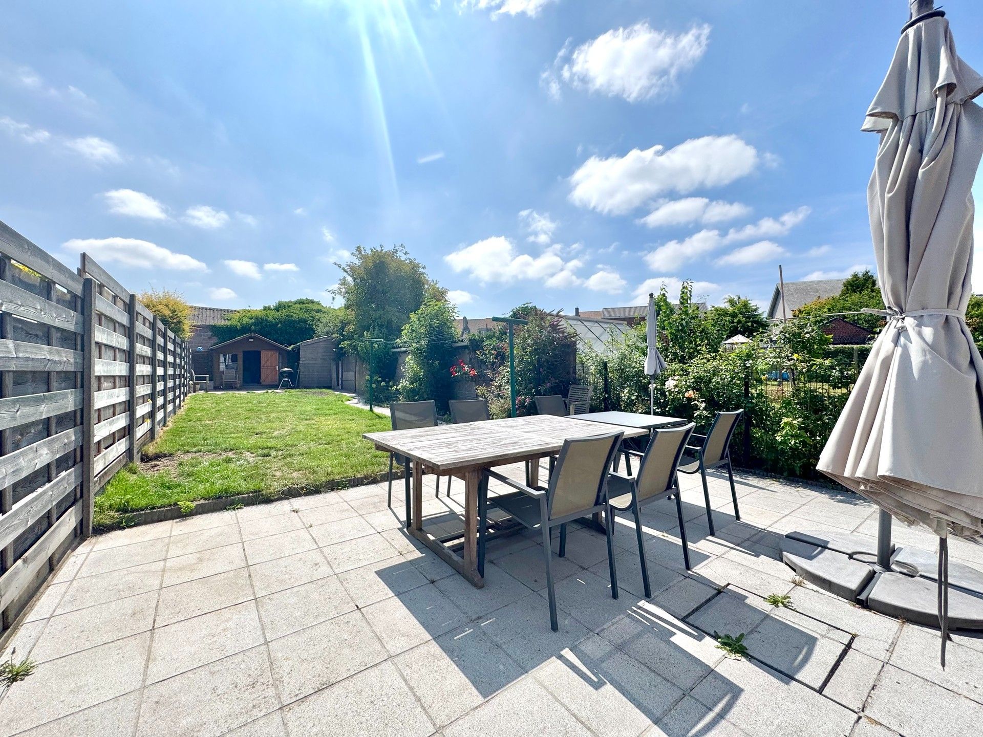 BREDEGEVEL-WONING MET 3 KAMERS, GROTE GARAGE & TUIN foto 4