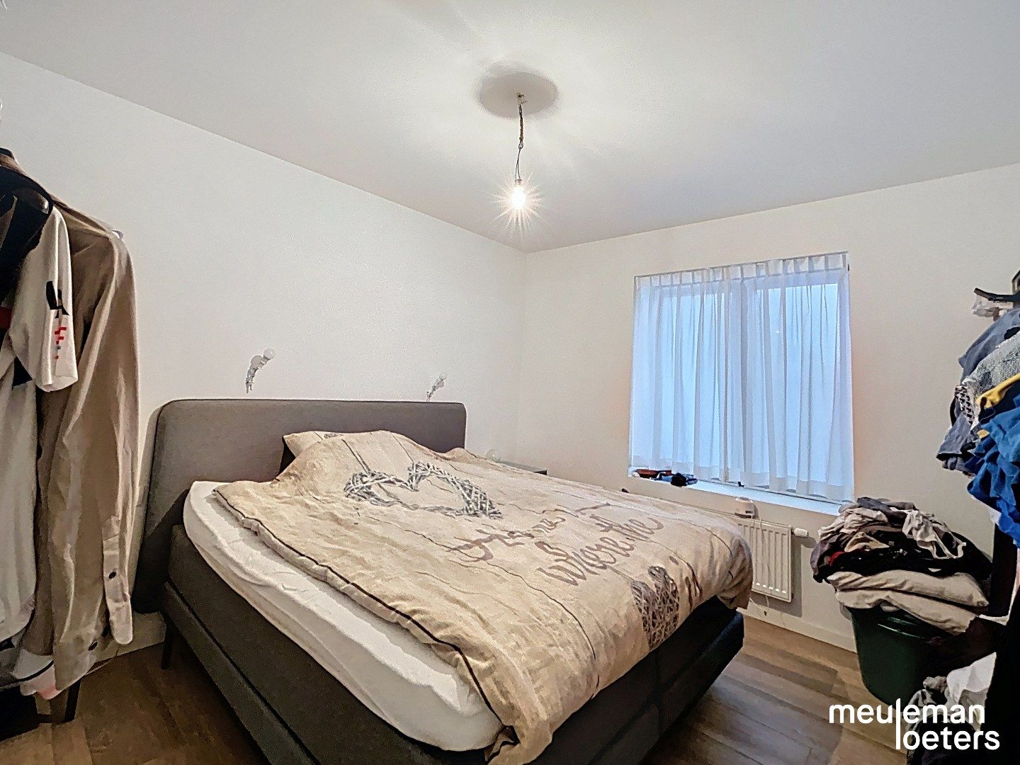 Recent gerenoveerd appartement met terras foto 4