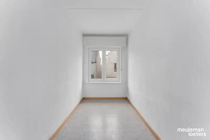 Te renoveren gezinswoning in centrum foto 13