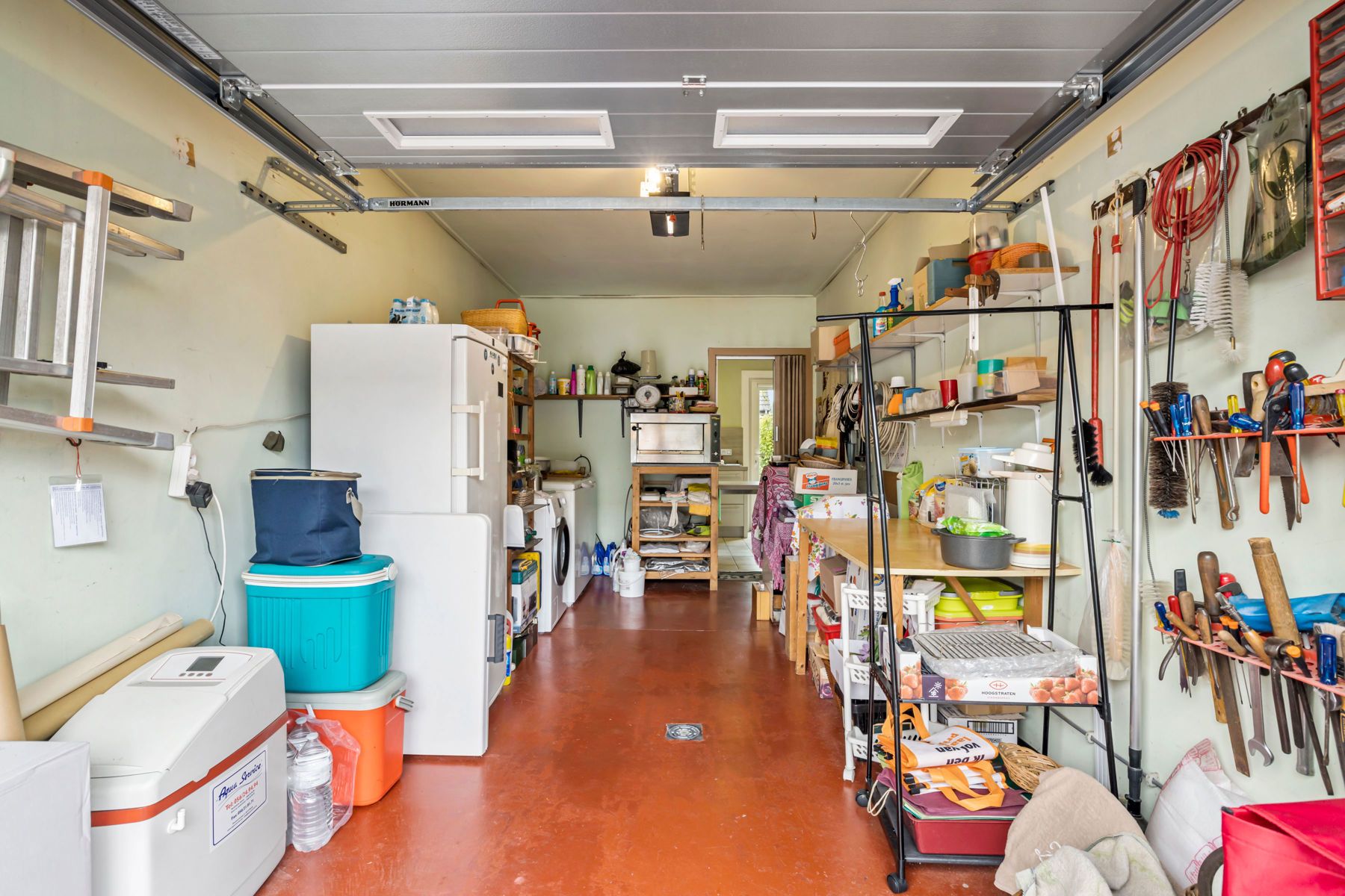 Goed geïsoleerde rijwoning met zonnepanelen en 3 slaapkamers foto 9