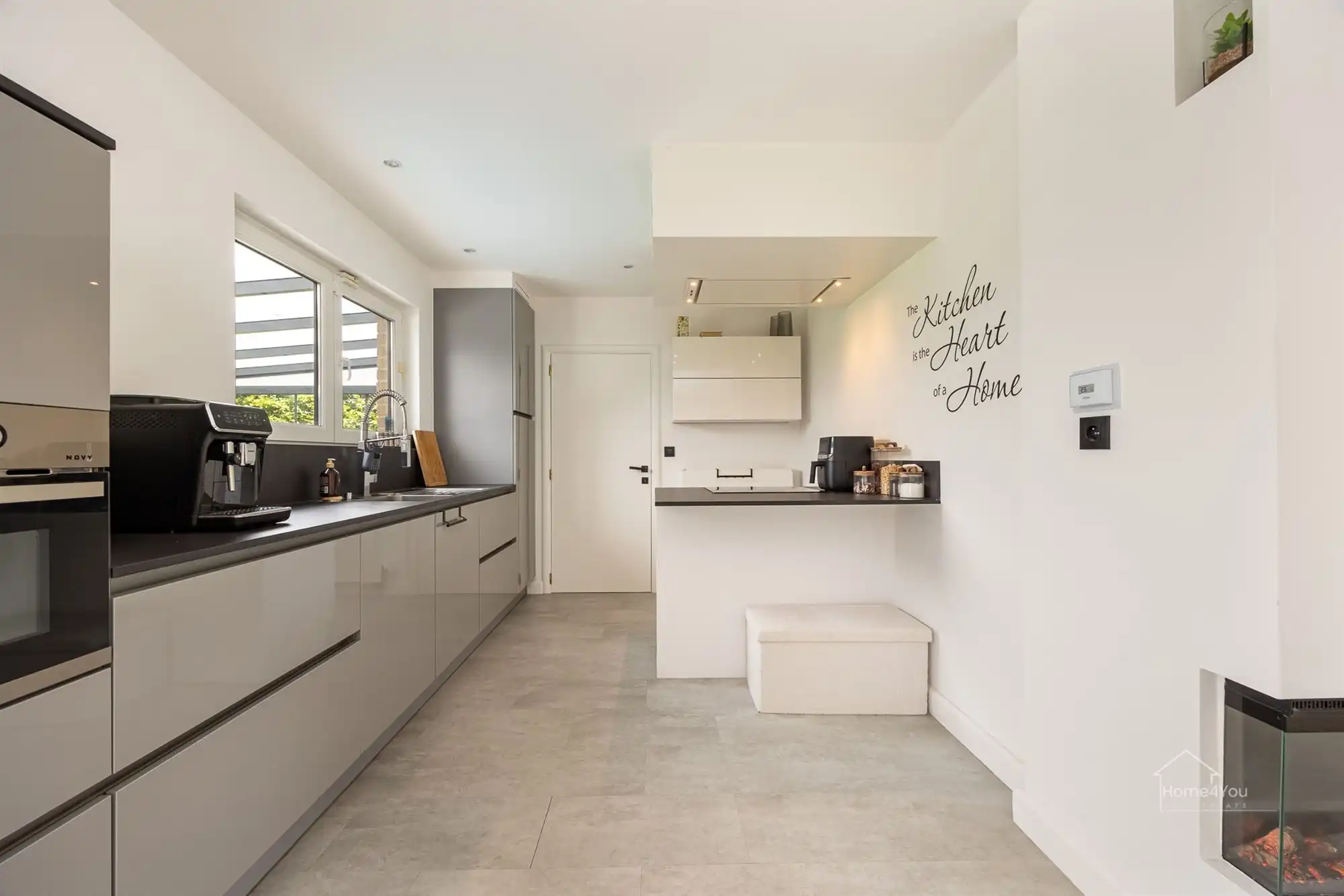 Moderne villa met 3 slaapkamers en zwembad te Waasmunster! foto 22