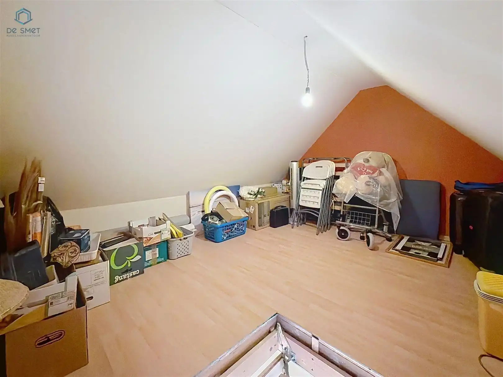 Instapklare gezinswoning met garage, tuin en 2 slaapkamers in Lierde foto 22