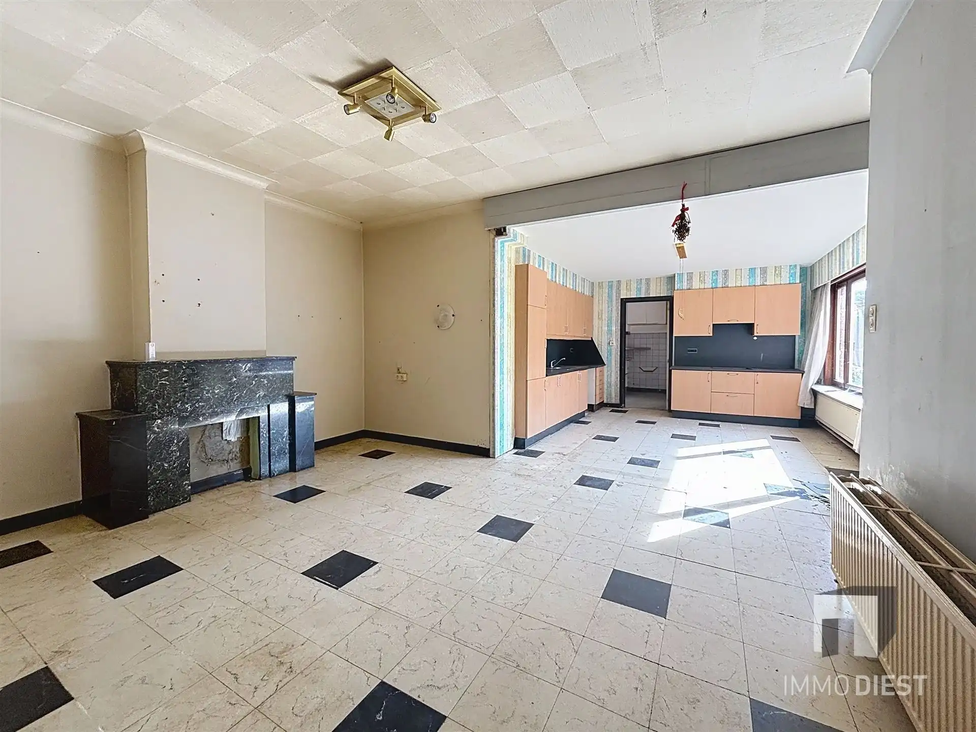 Handelshuis in het centrum van Ham op 5,83are foto 28