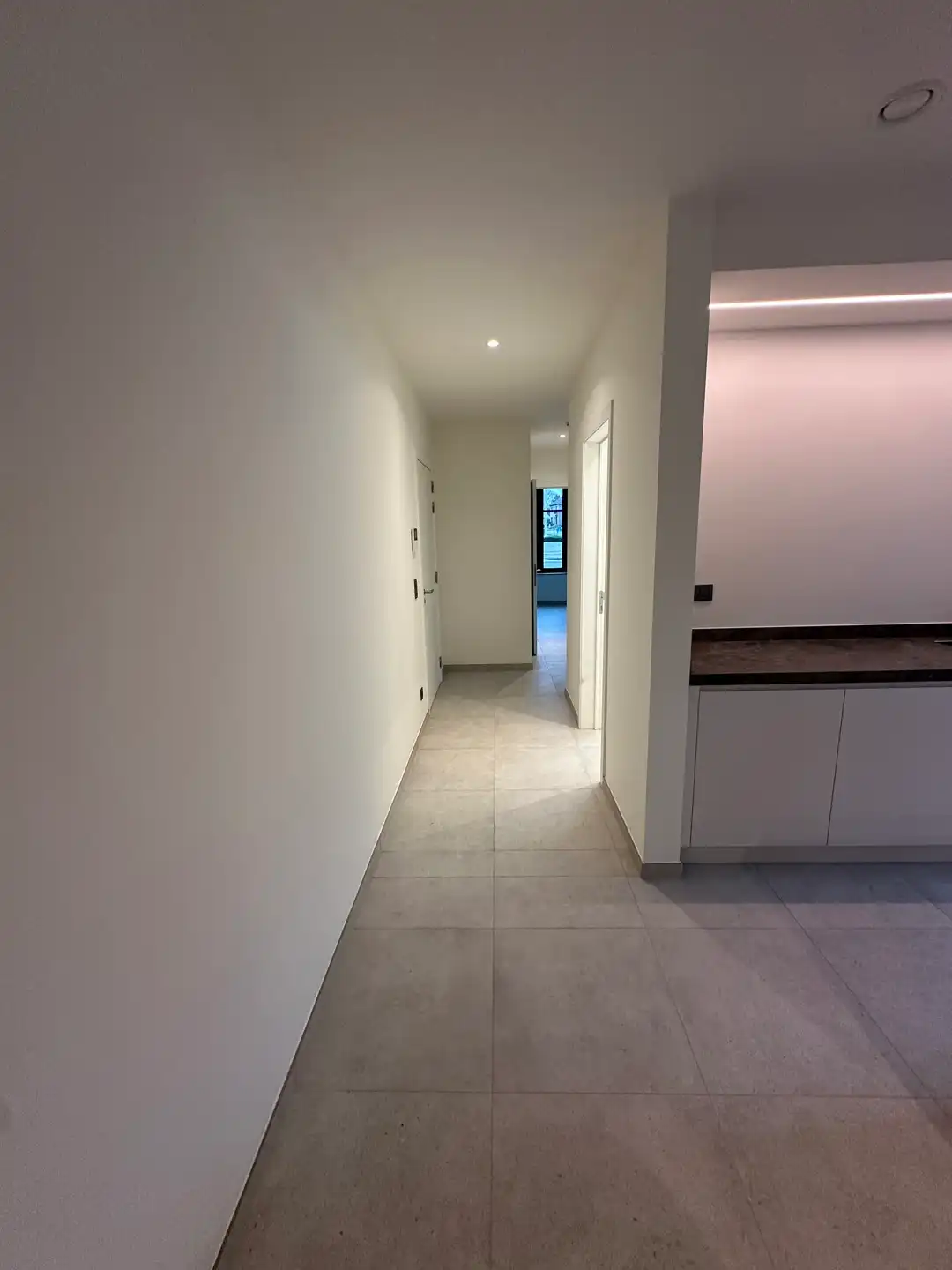 Appartement te huur foto 8