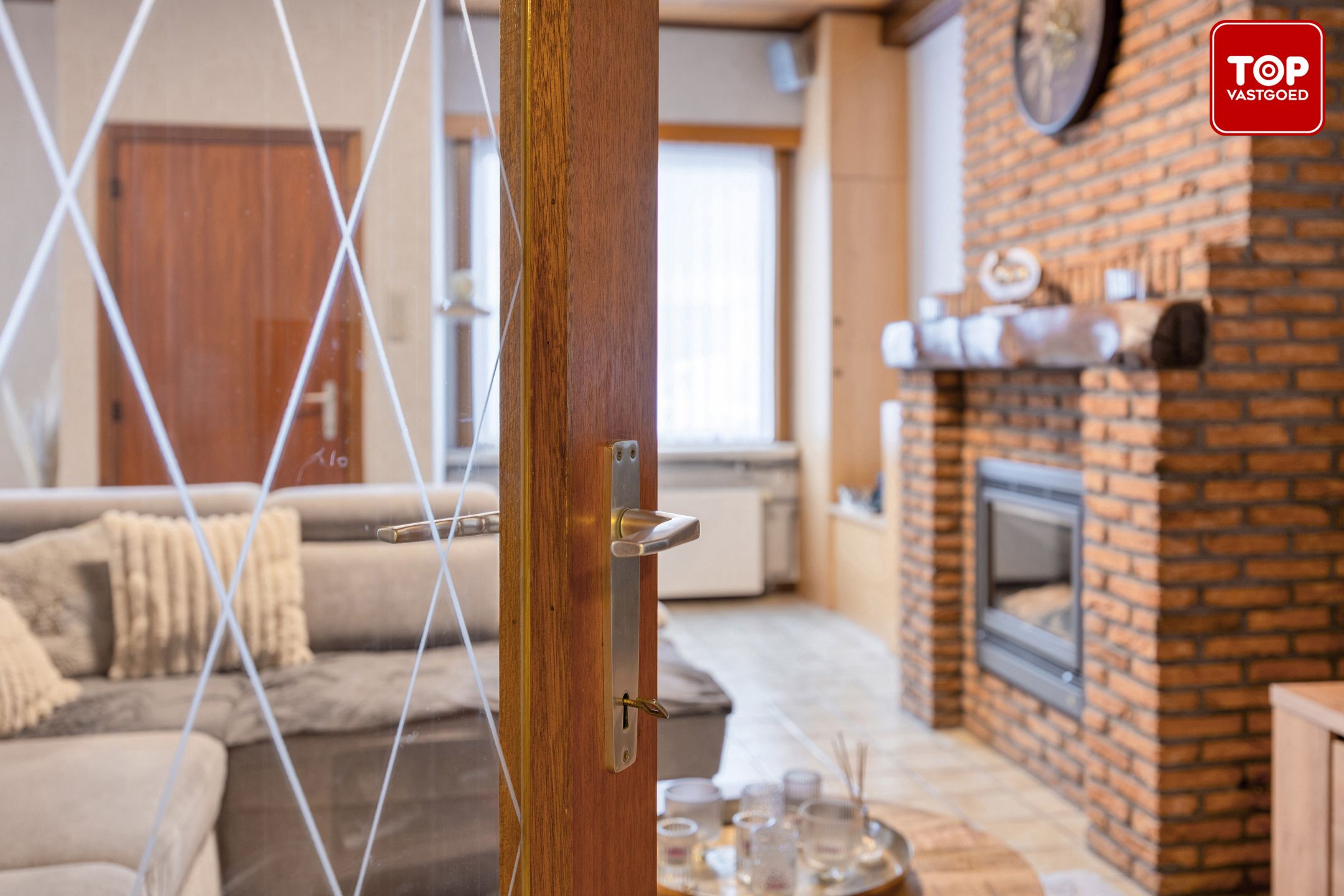 Instapklare woning met 3 slaapkamers en garage.  foto 3