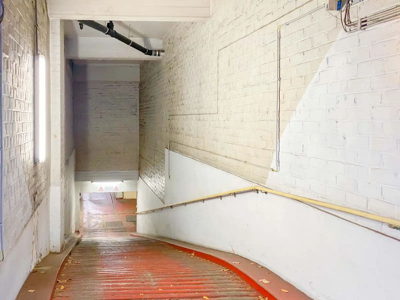 Afgesloten garagebox te huur in centrum Gent foto 12