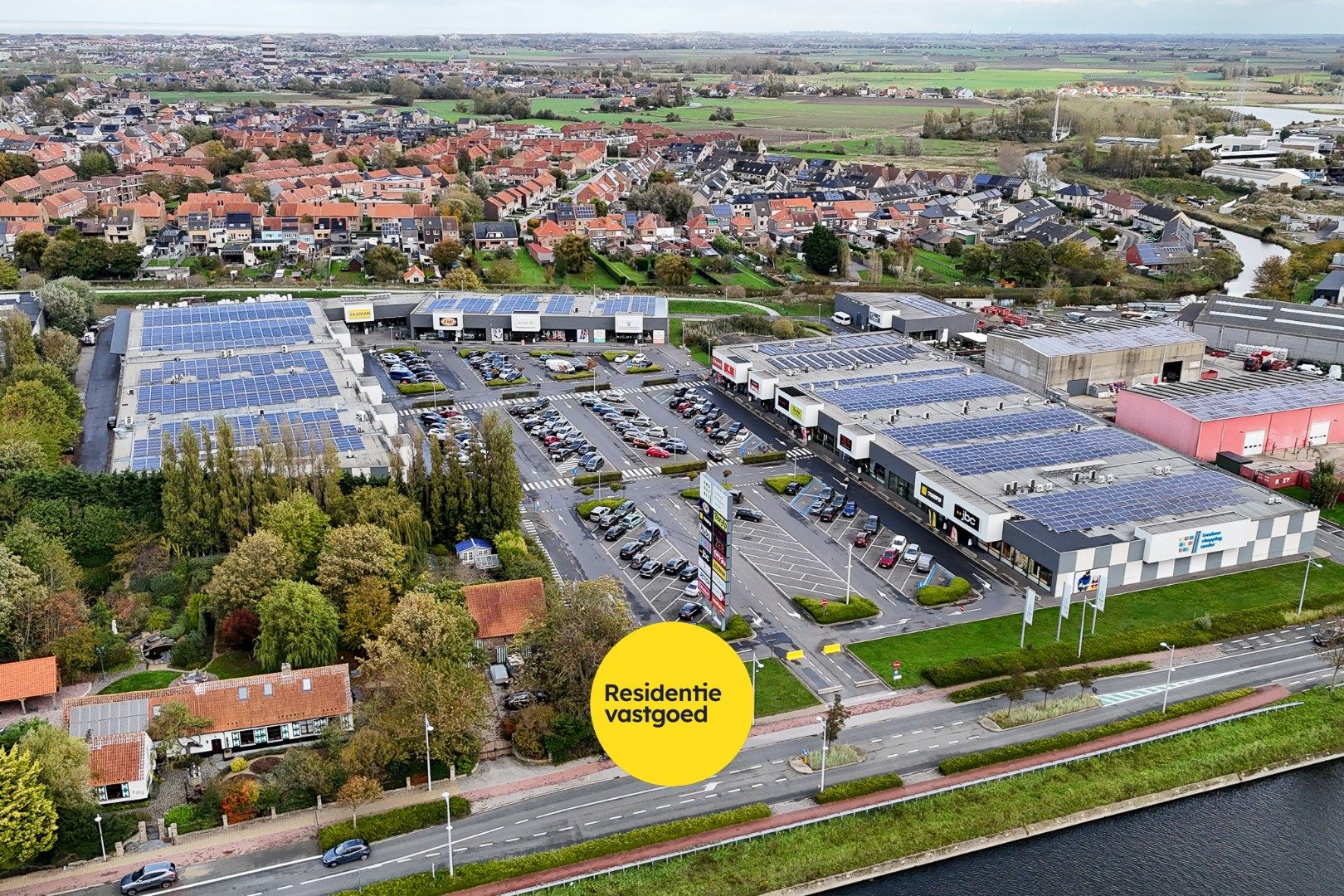 Instapklare halfopen woning met 3 slaapkamers op gunstige locatie te Bredene foto 22