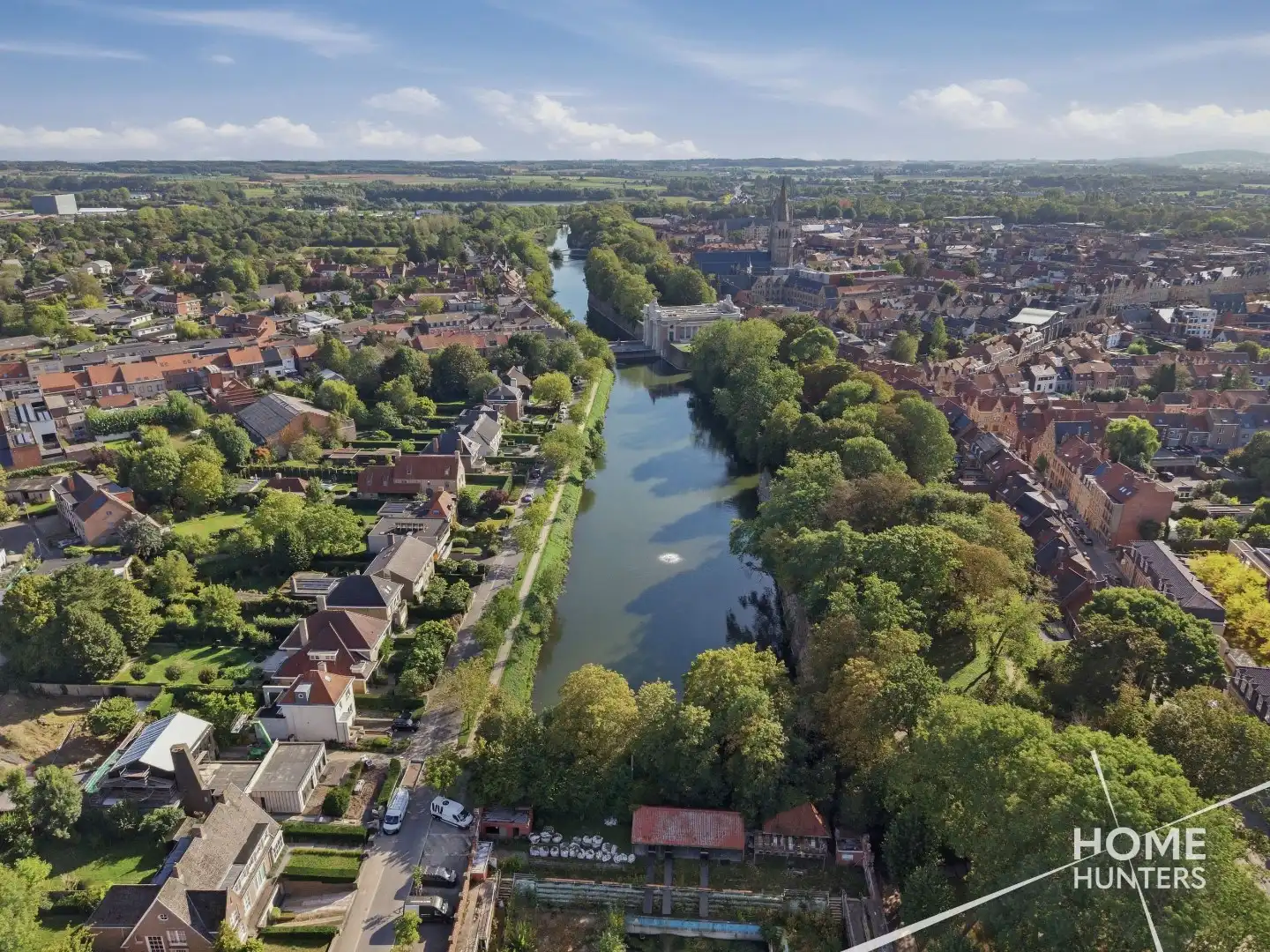 Ruime stadswoning met 4 slaapkamers aan de voet van de Ieperse vestingen foto 18