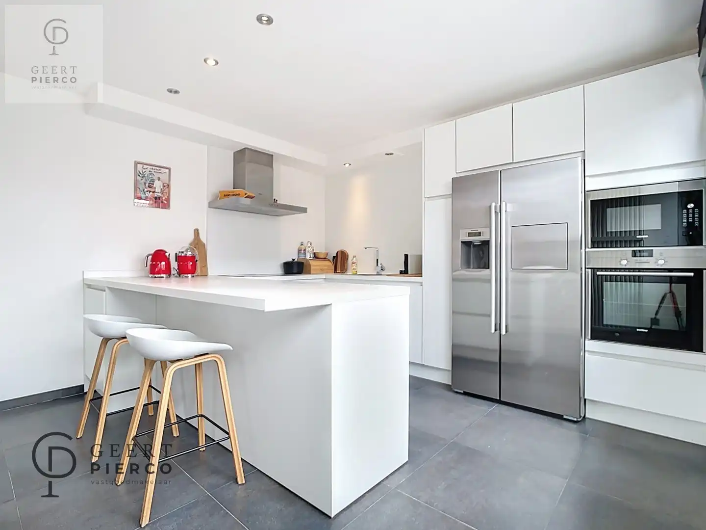 Prachtig nieuwbouwappartement met 2 garages foto 15