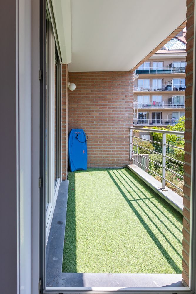 Ruim appartement met terras en zijdelings duinzicht foto 7
