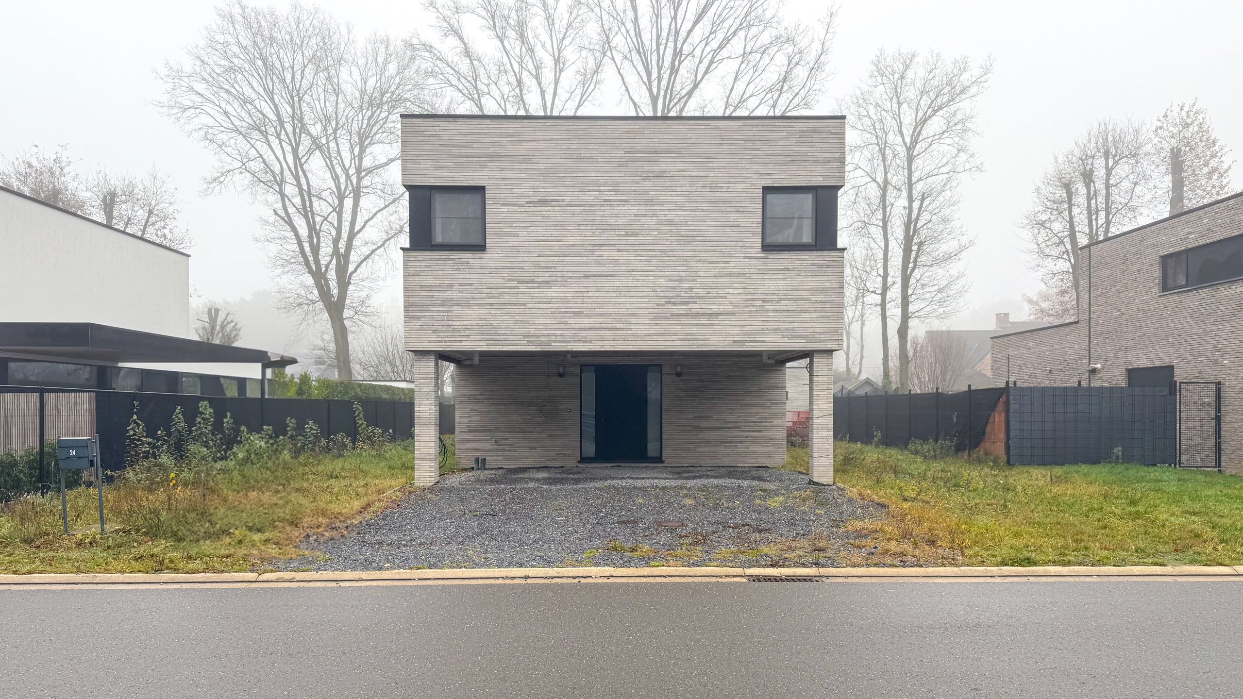 Exclusieve villa met hoogwaardige afwerking Genk! foto 35