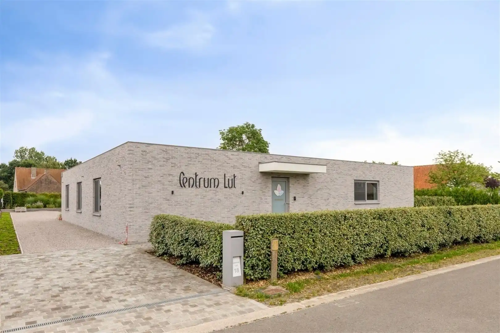 Recente, rustig gelegen laagbouwvilla in het landelijke Elsegem. foto 3